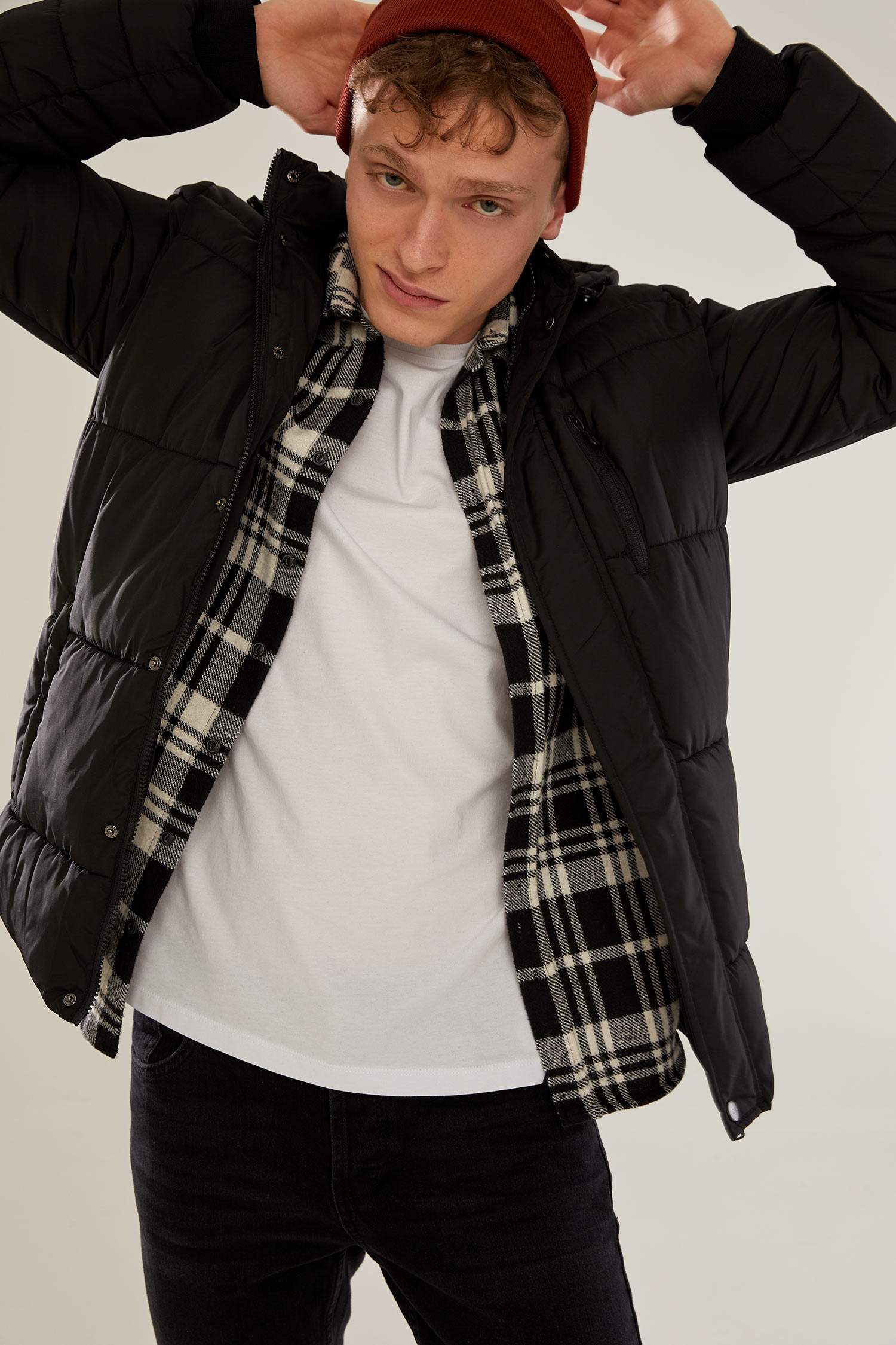 Kapüşonlu Slim Fit Kalın Mont