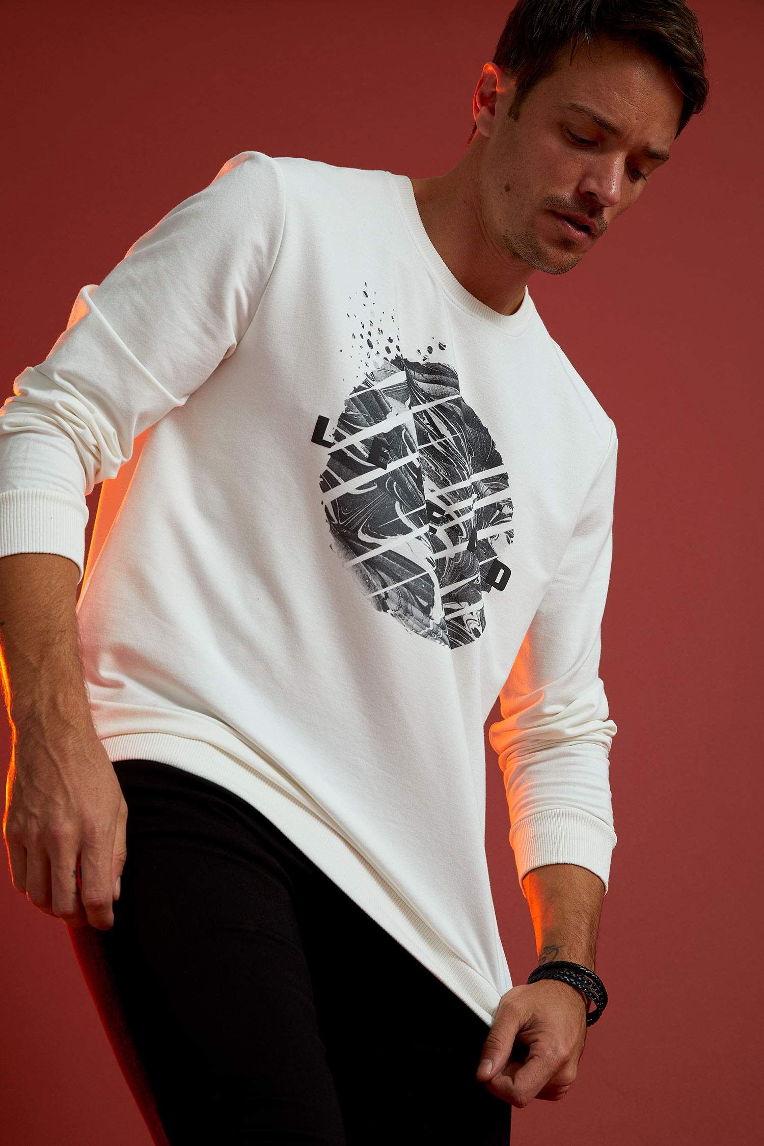 Regular Fit Bisiklet Yaka Uzun Kollu Sweatshirt