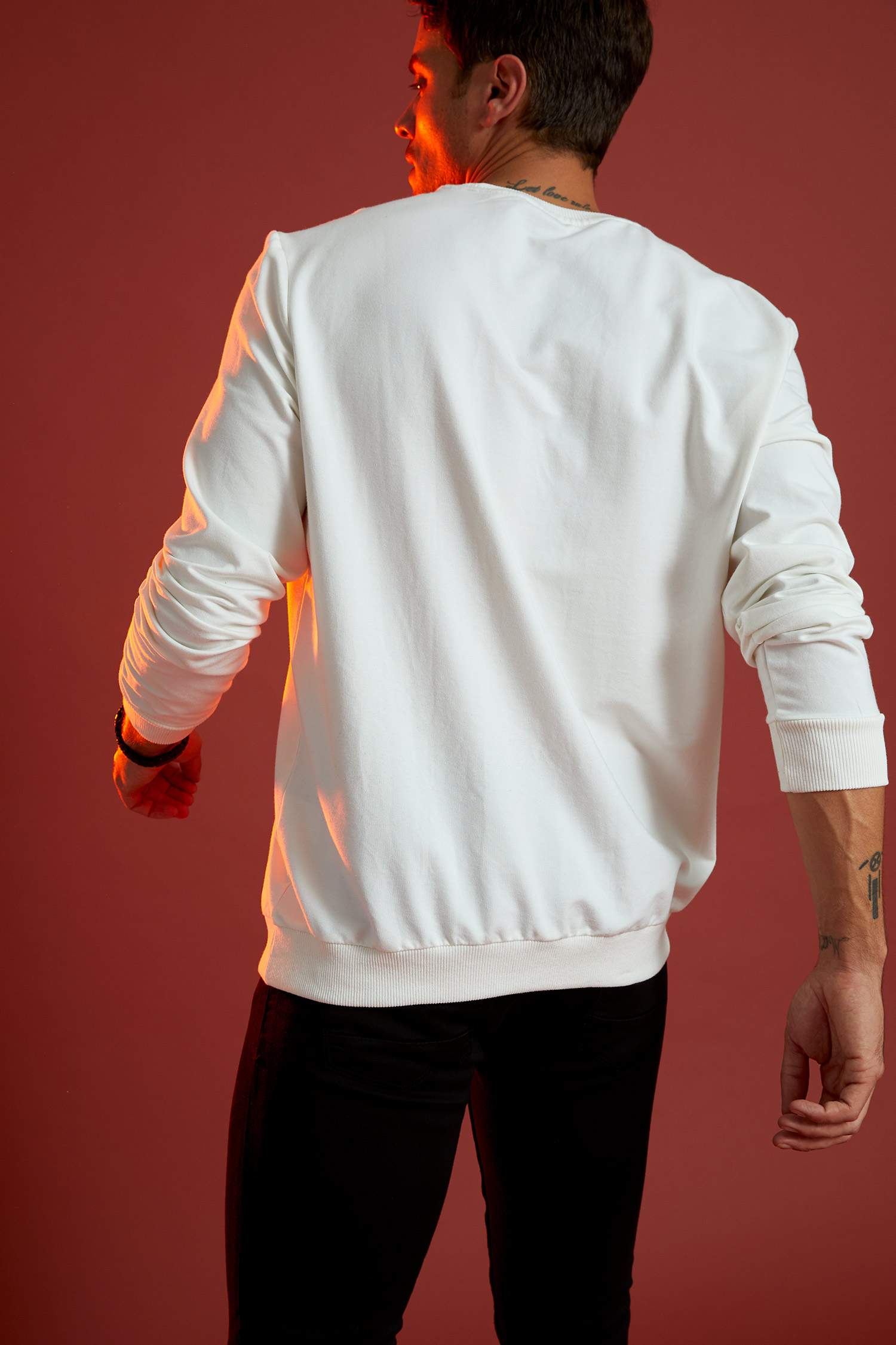 Regular Fit Bisiklet Yaka Uzun Kollu Sweatshirt