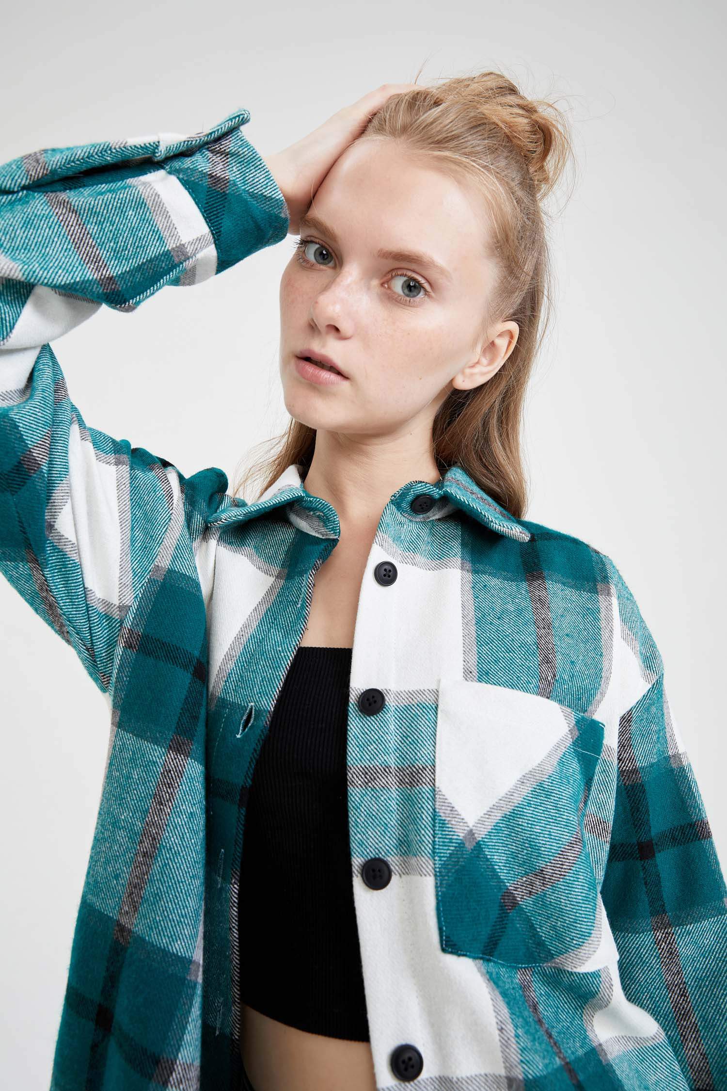 Retro Ekoseli Relax Fit Cep Detaylı Flanel Oduncu Gömlek