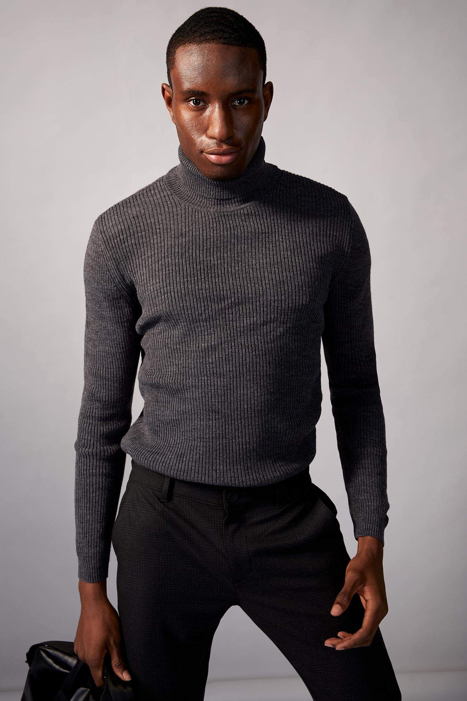Slim Fit Balıkçı Yaka Triko Kazak