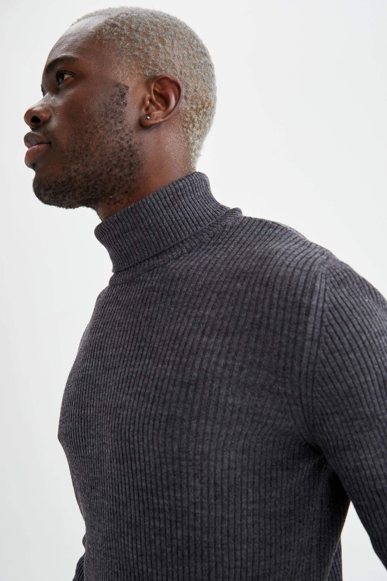 Slim Fit Balıkçı Yaka Triko Kazak