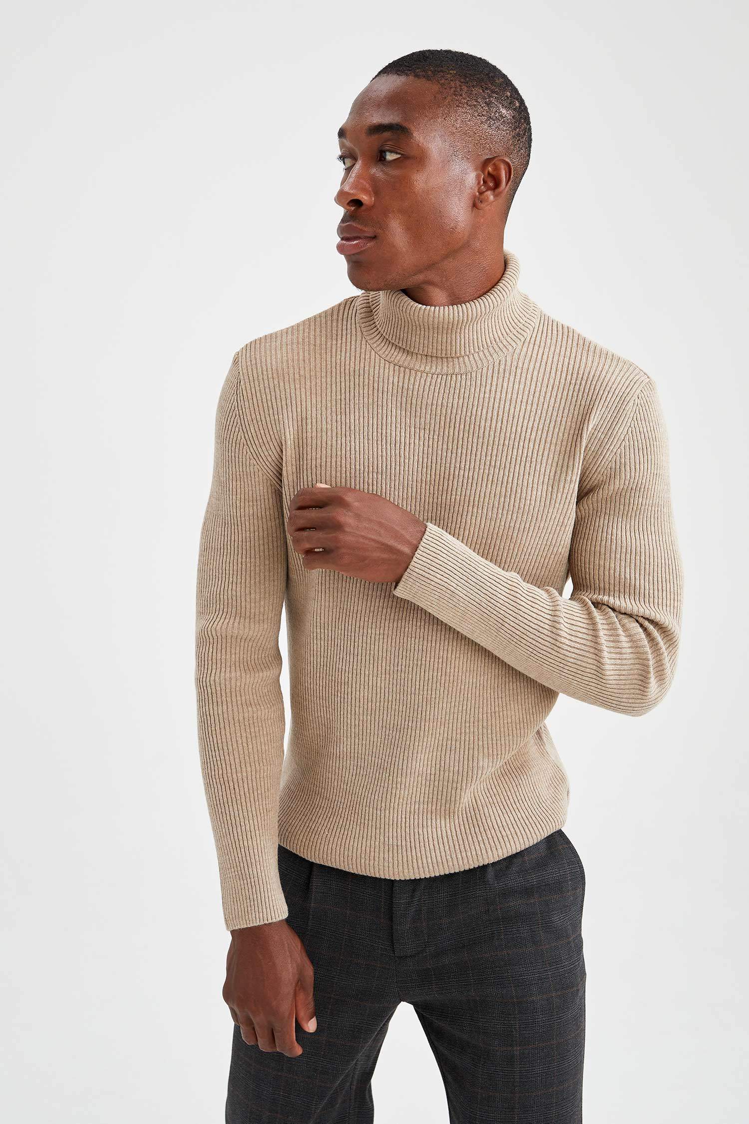 Slim Fit Balıkçı Yaka Triko Kazak