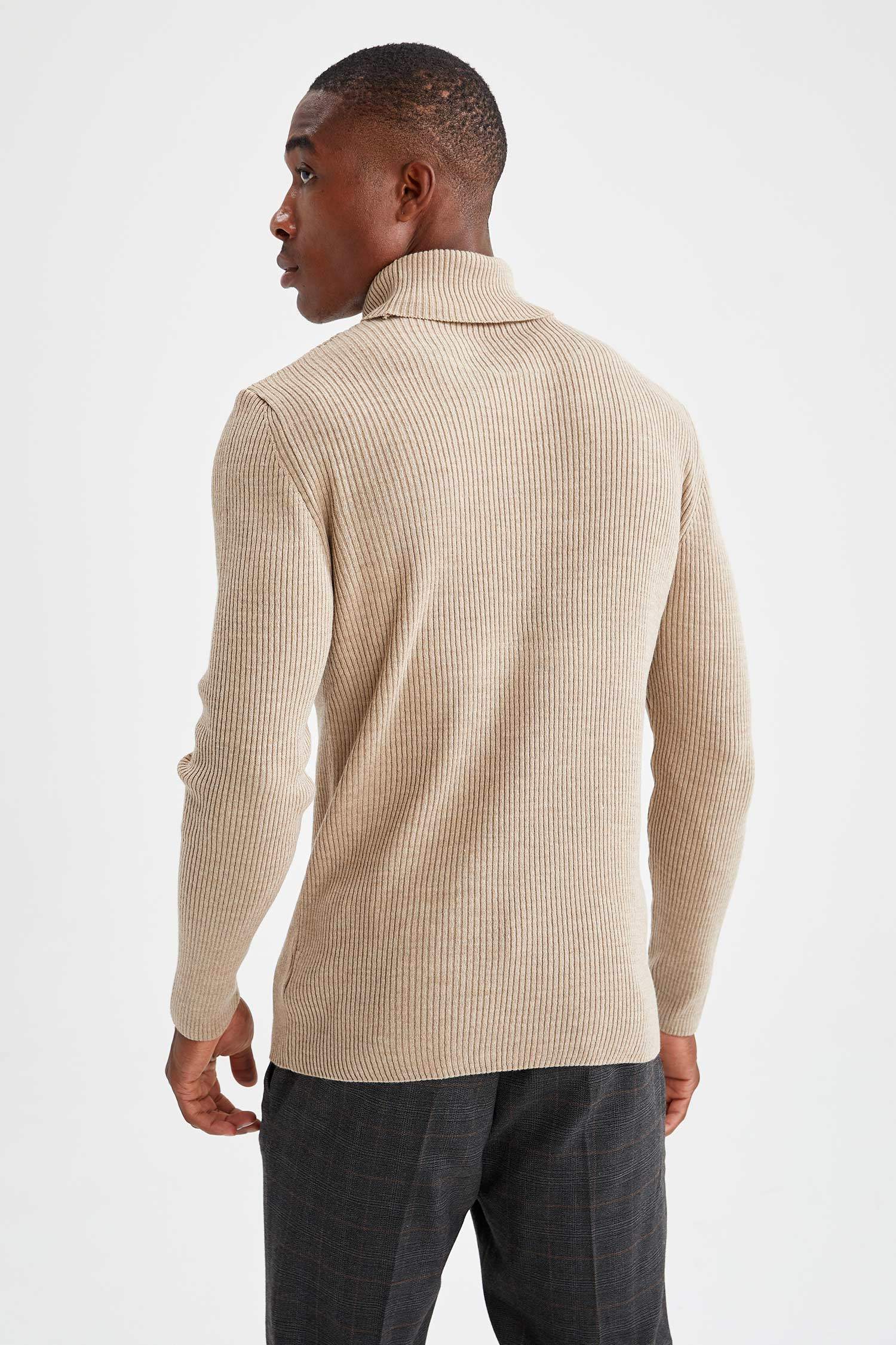 Slim Fit Balıkçı Yaka Triko Kazak