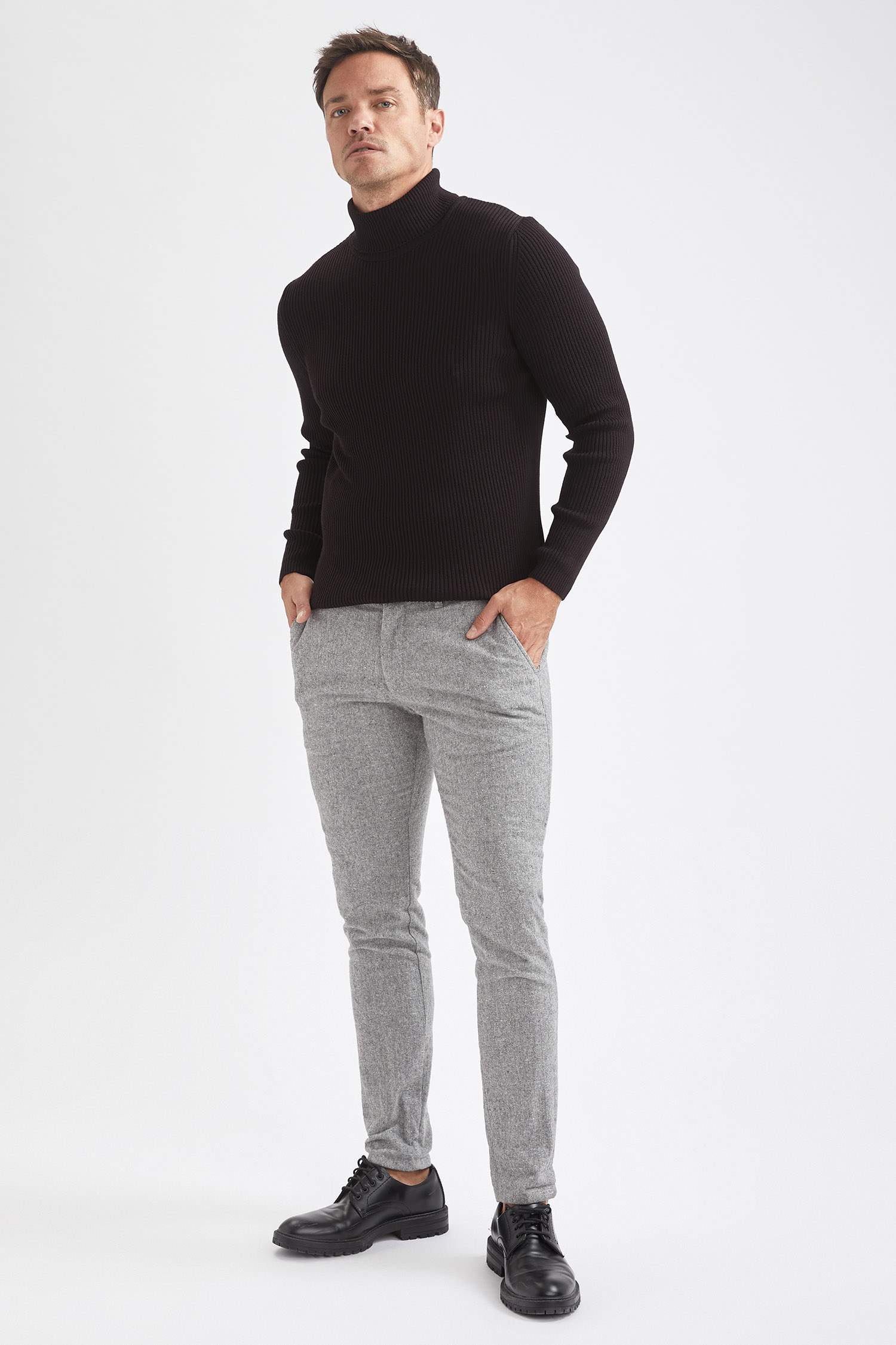 Slim Fit Balıkçı Yaka Triko Kazak