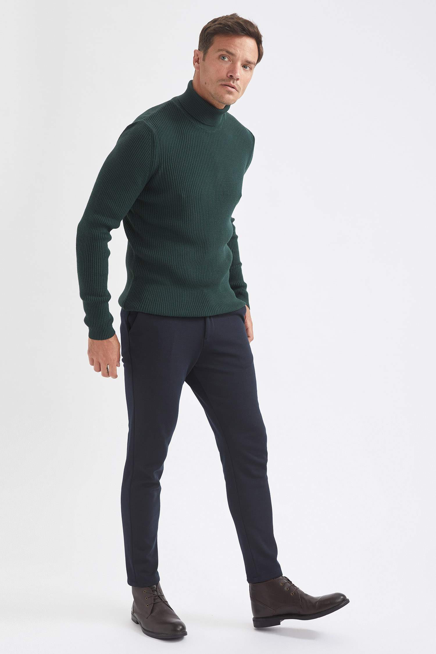 Slim Fit Balıkçı Yaka Triko Kazak
