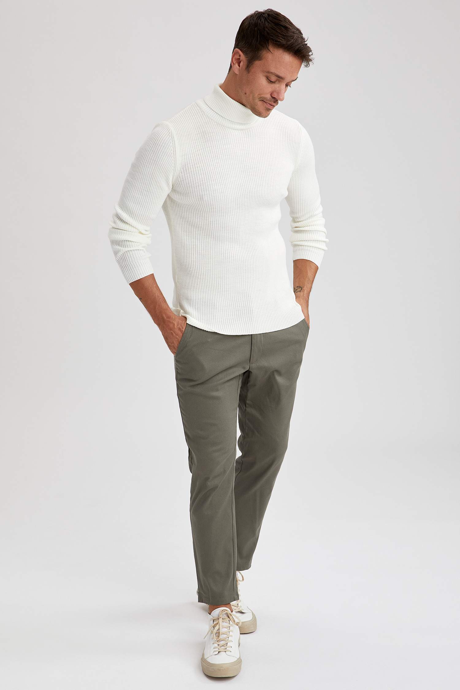 Slim Fit Balıkçı Yaka Triko Kazak