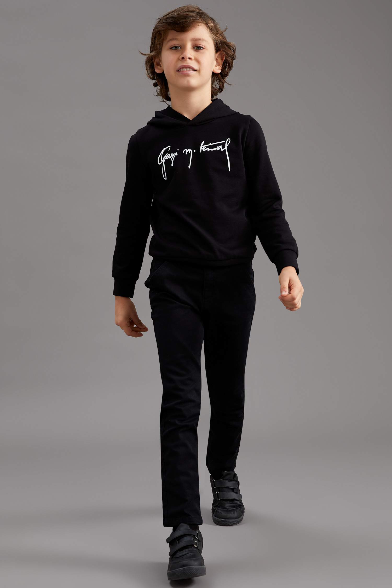 Erkek Çocuk 29 Ekim Atatürk Baskılı Kapüşonlu İçi Yumuşak Tüylü Sweatshirt