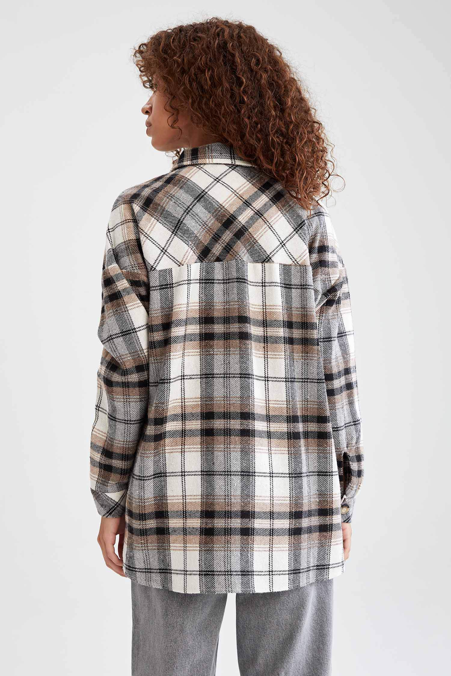 Relax Fit Ekose Desenli Cep Detaylı Geri Dönüşümlü Flanel Oduncu Gömlek Tunik