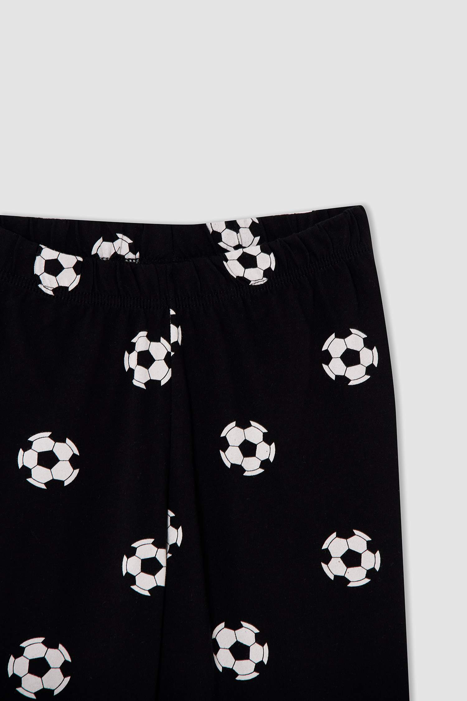 Erkek Çocuk Futbol Topu Baskılı Pijama Takımı