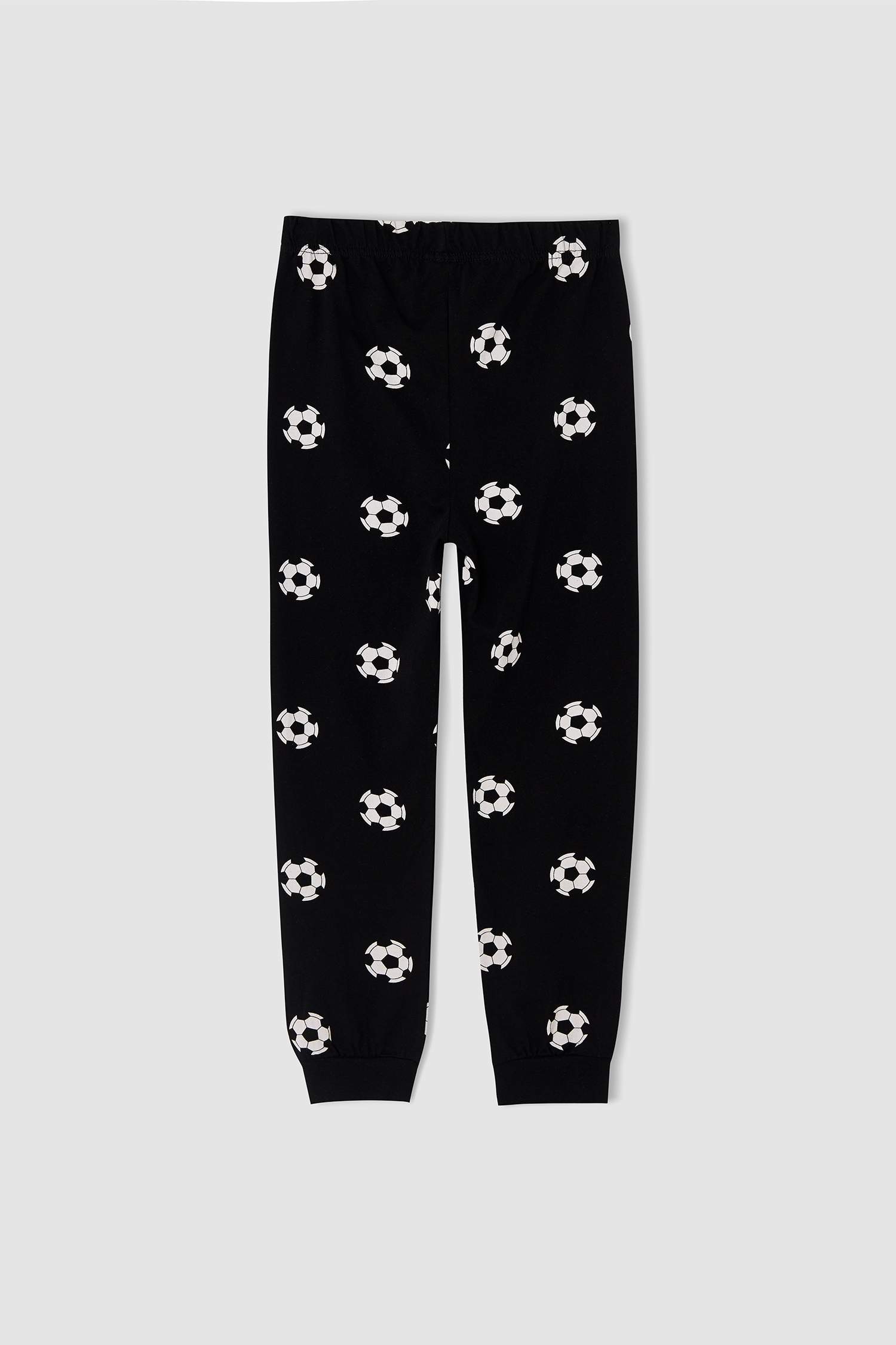 Erkek Çocuk Futbol Topu Baskılı Pijama Takımı
