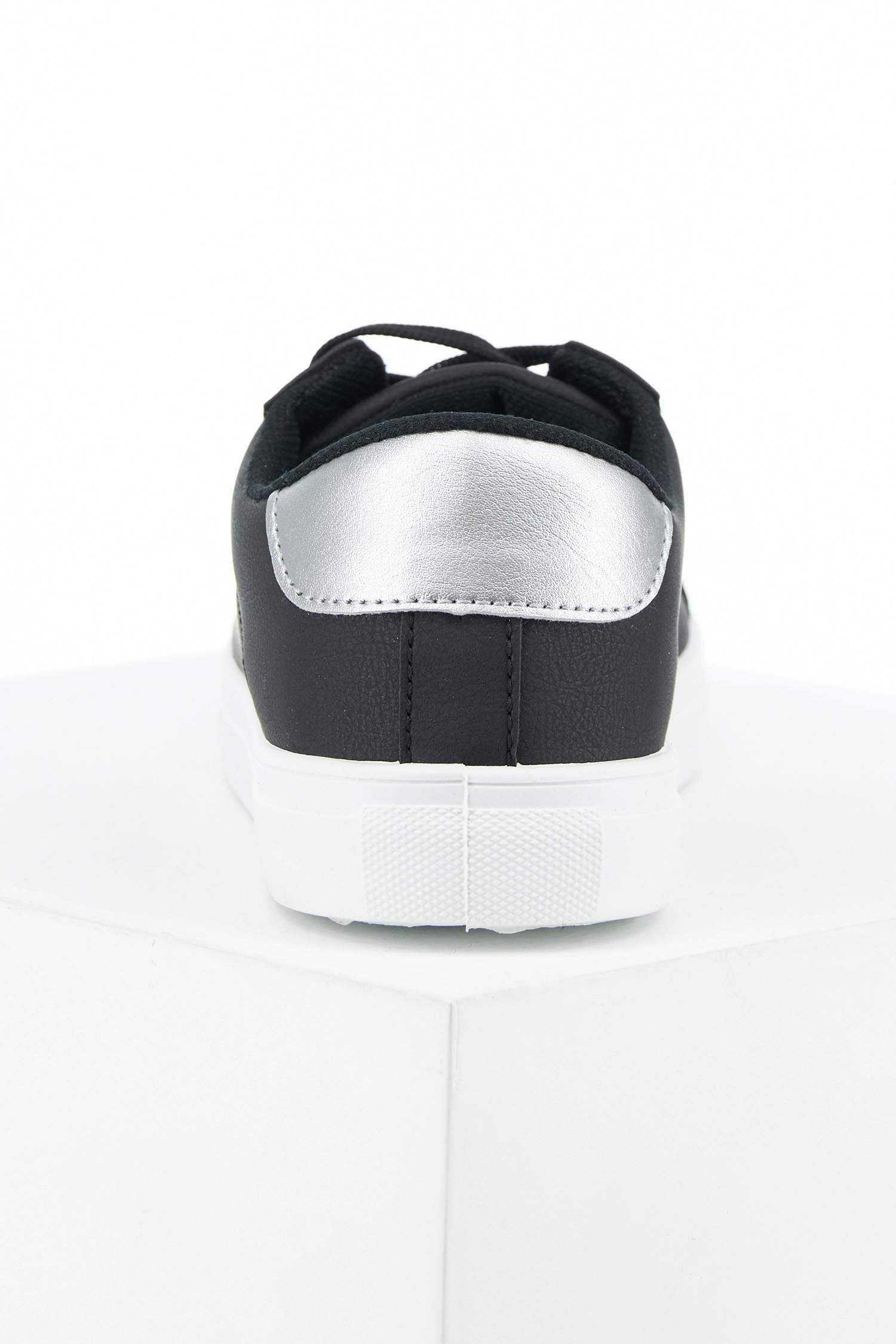 Bağcıklı Sneaker Ayakkabı