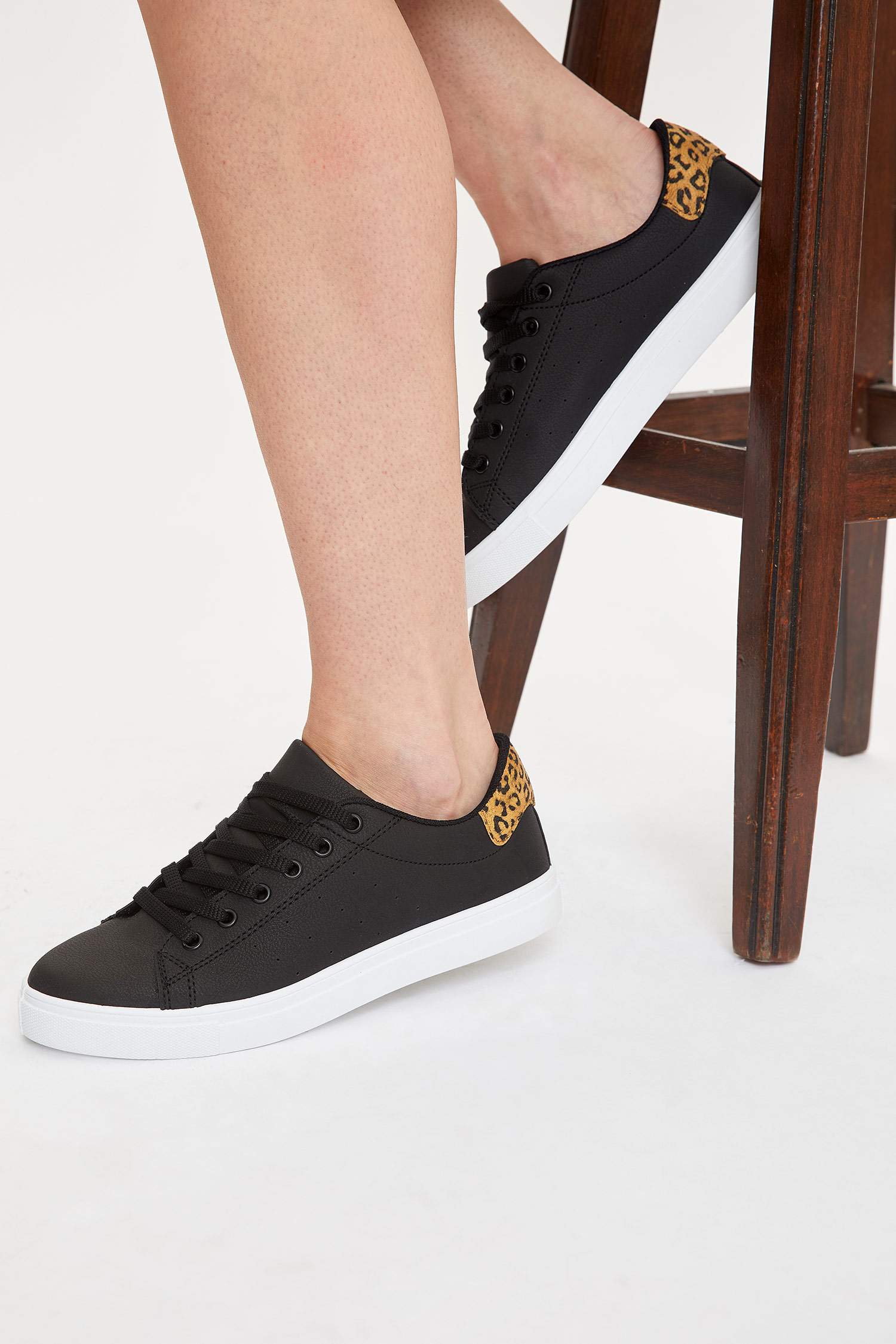 Bağcıklı Sneaker Ayakkabı