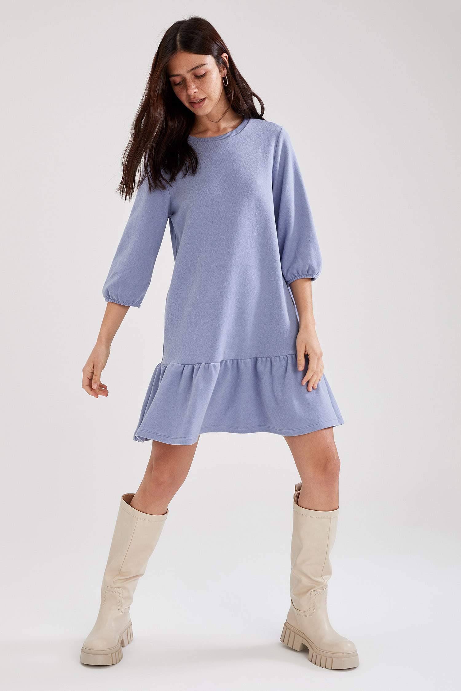 Etek Ucu Volanlı Yarım Kol Oversize Fit Mini Elbise