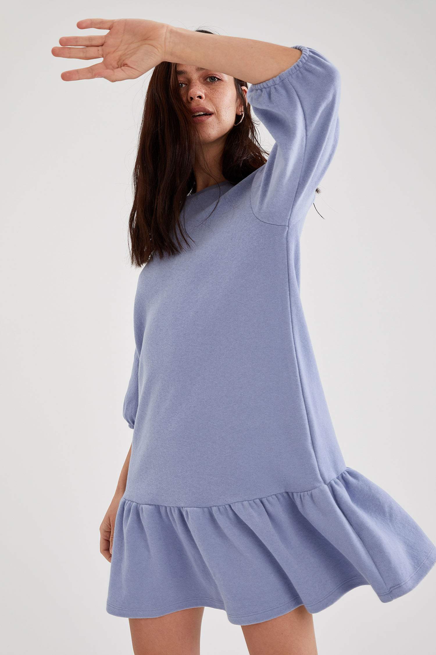 Etek Ucu Volanlı Yarım Kol Oversize Fit Mini Elbise