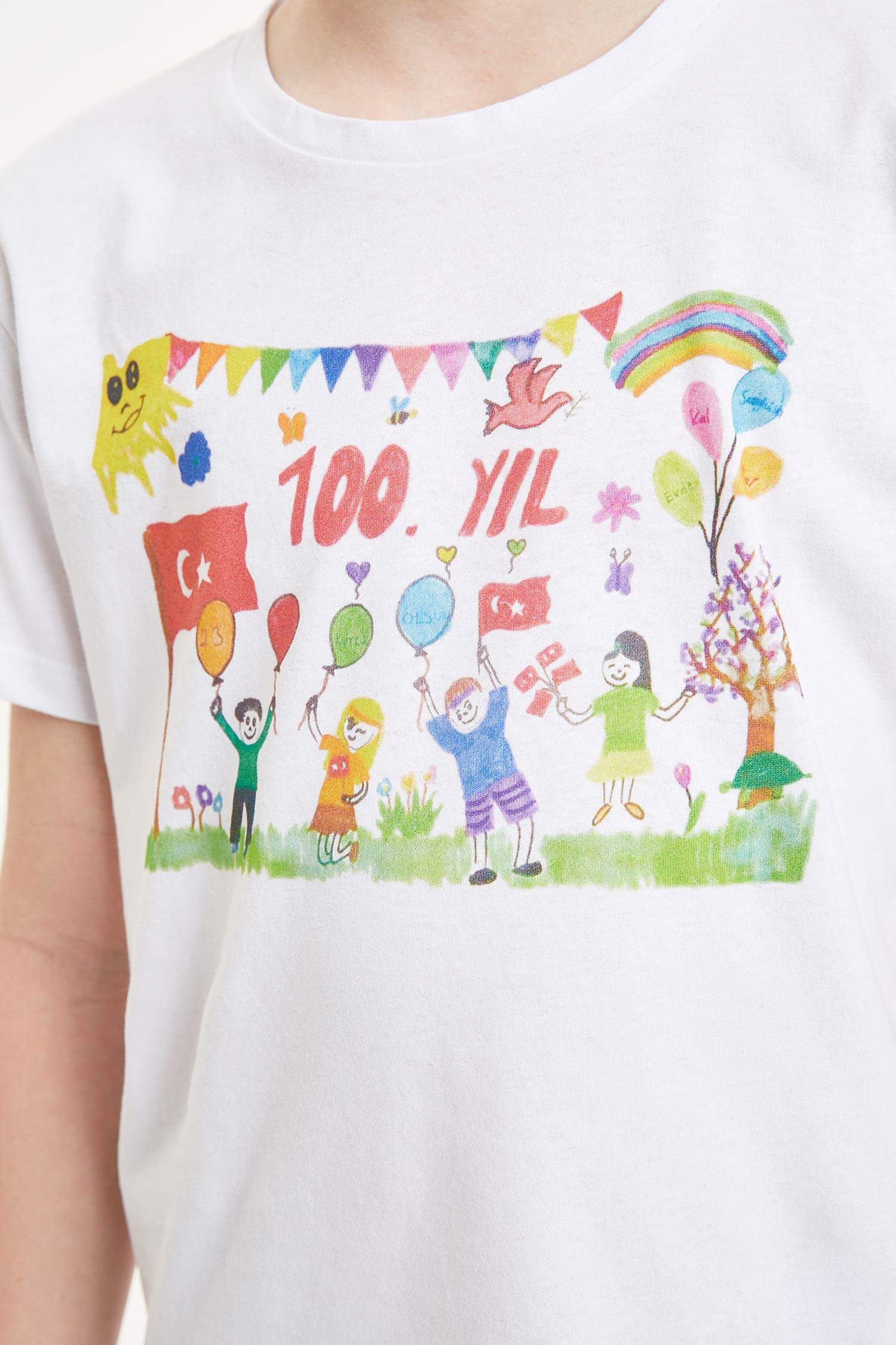 23 Nisan Minik Tasarımcılar Tişört