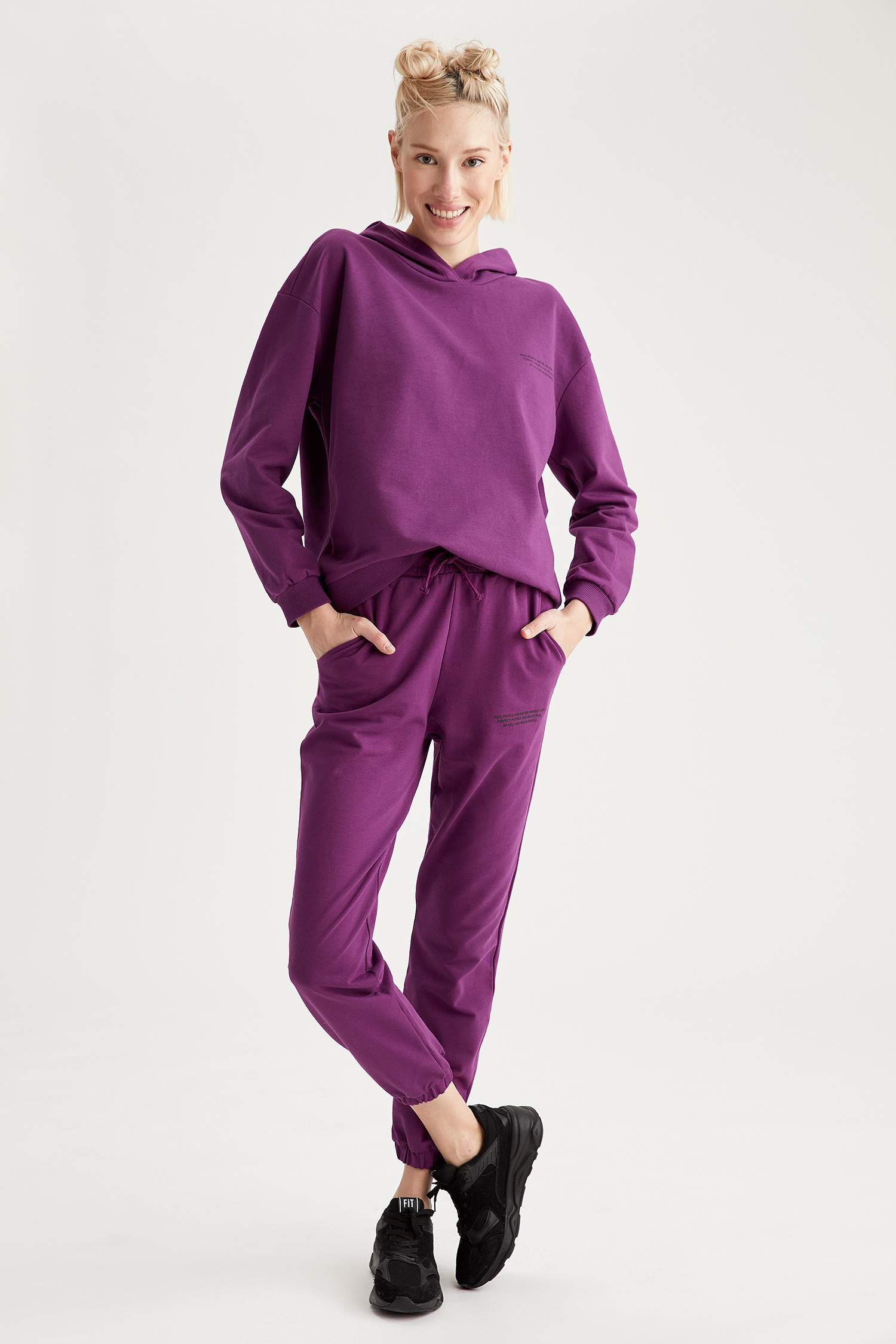 Organik Pamuklu Yazı Baskılı Kapüşonlu Sweatshirt