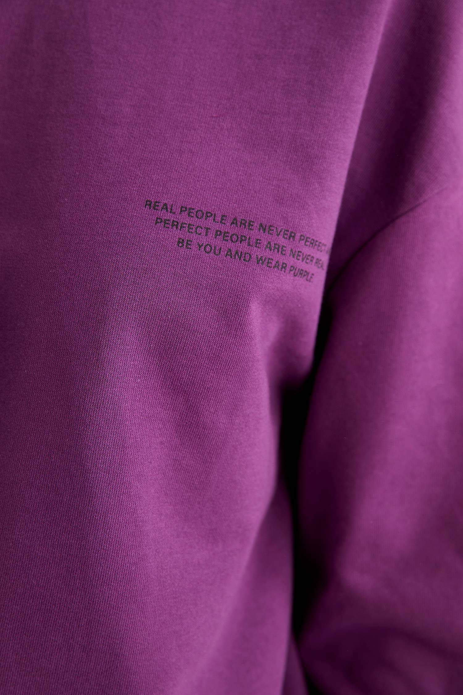 Organik Pamuklu Yazı Baskılı Kapüşonlu Sweatshirt