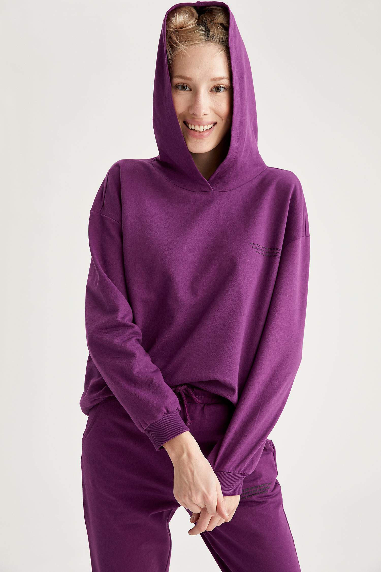 Organik Pamuklu Yazı Baskılı Kapüşonlu Sweatshirt