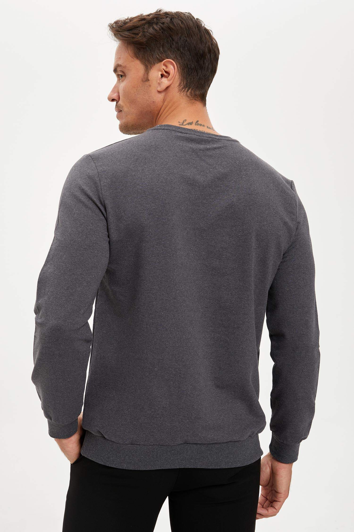 Slim Fit Bisiklet Yaka Uzun Kollu Sweatshirt
