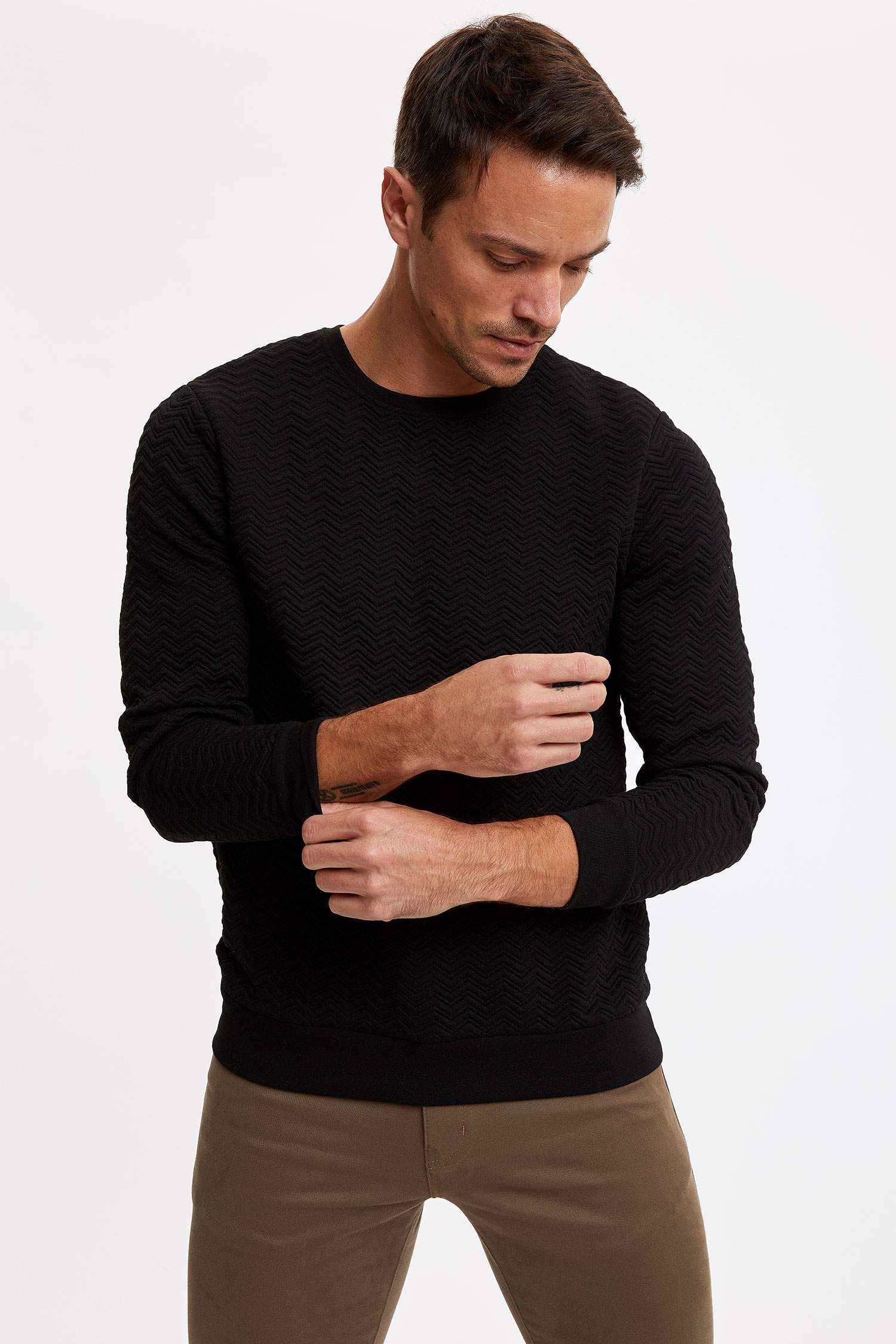 Slim Fit Bisiklet Yaka Uzun Kollu Sweatshirt