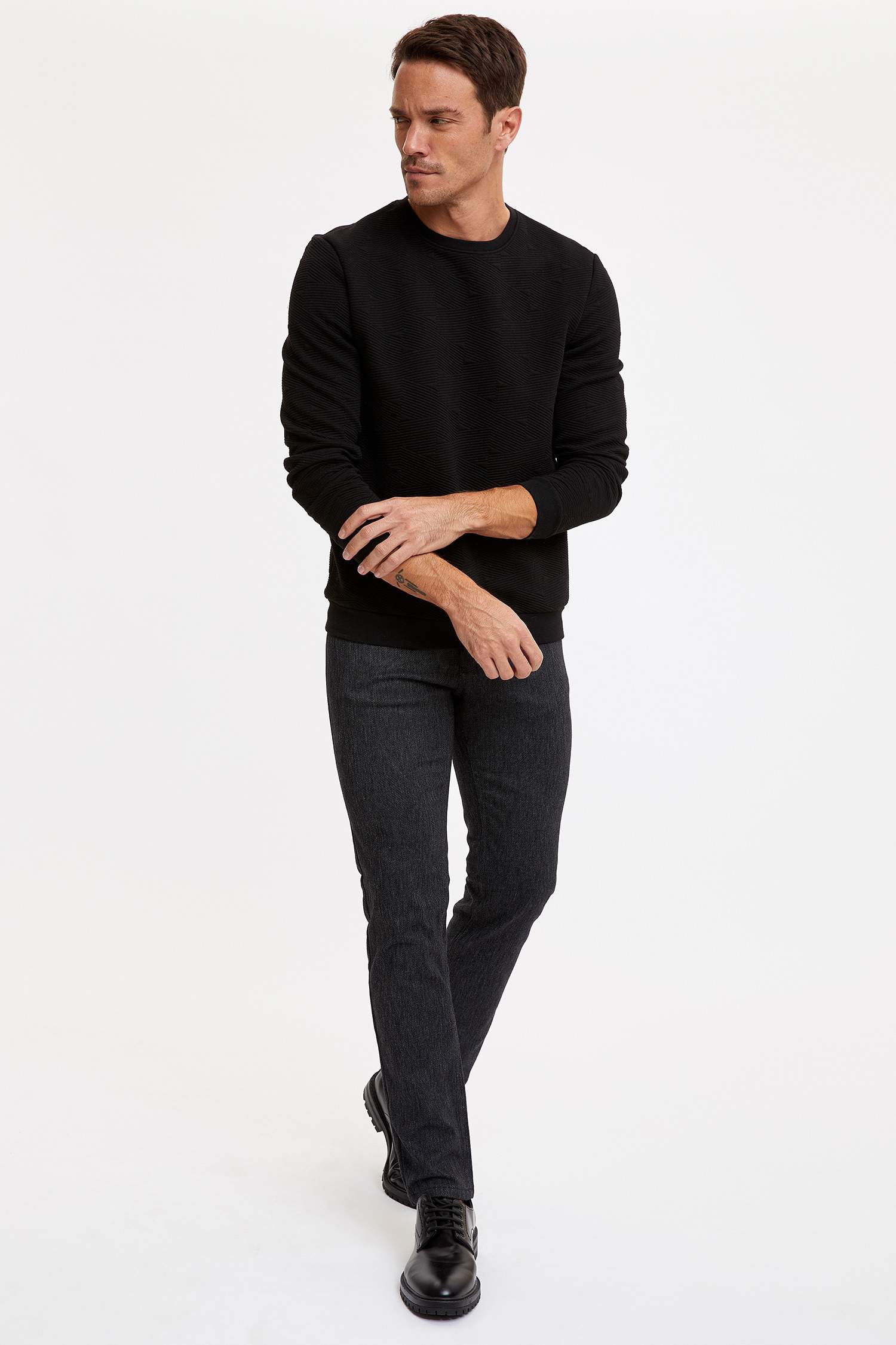 Slim Fit Bisiklet Yaka Fermuarsız Viskonlu Uzun Kollu Sweatshirt