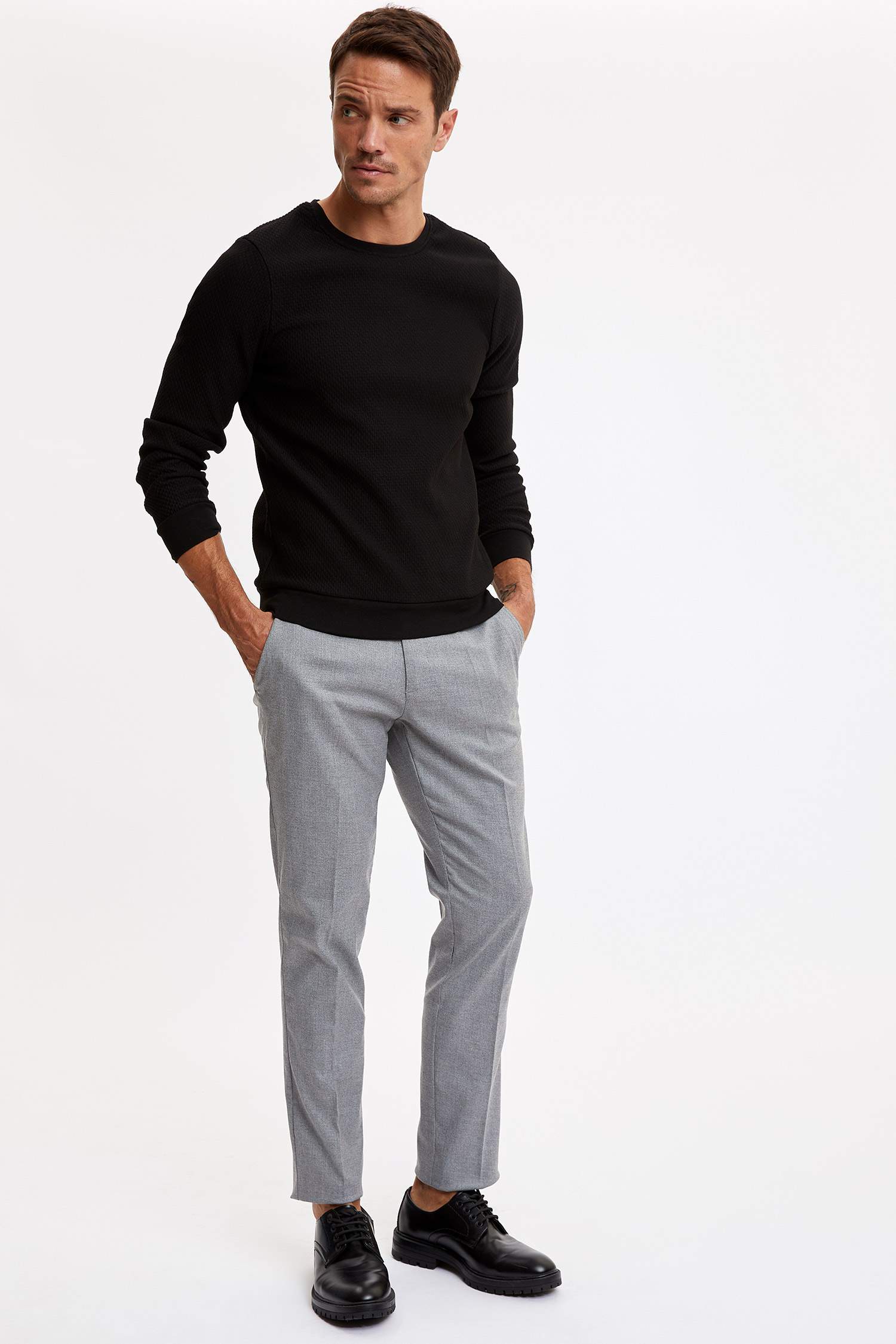 Ekstra Slim Fit Bisiklet Yaka Uzun Kollu Sweatshirt