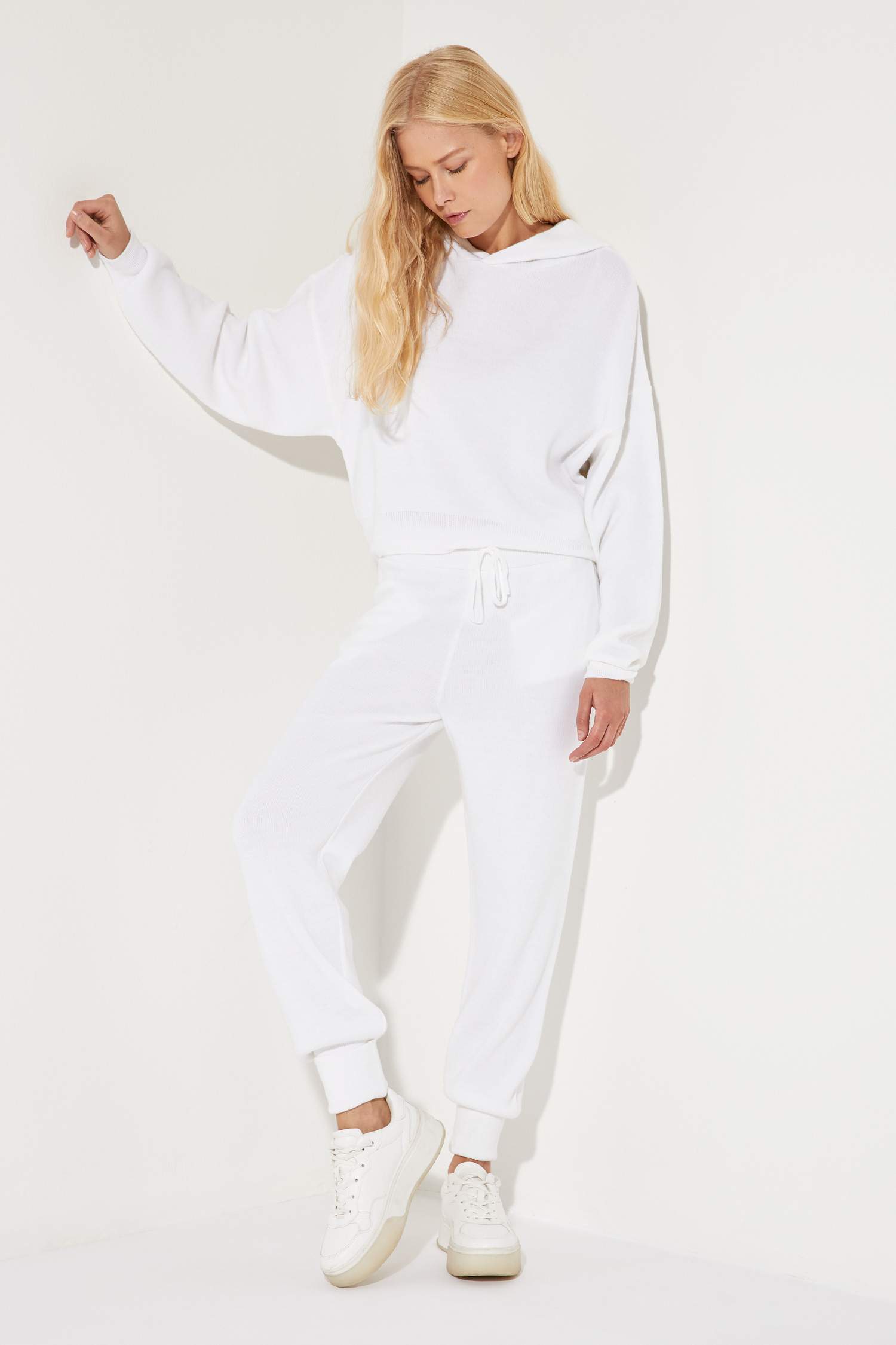 Loose Fit Kapüşonlu Uzun Kollu Sweatshirt