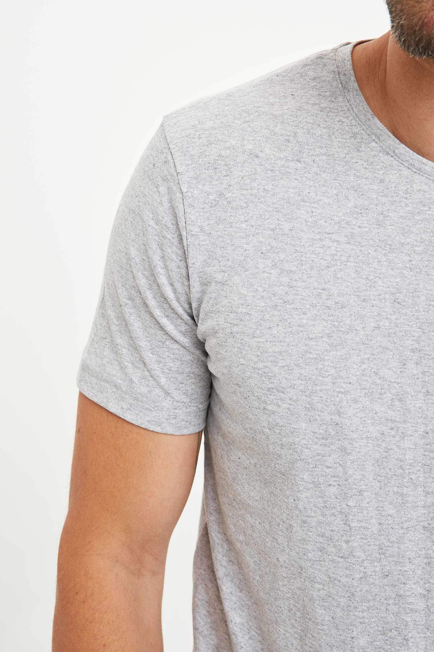 Slim Fit Bisiklet Yaka Basic 3'lü Kısa Kollu Tişört