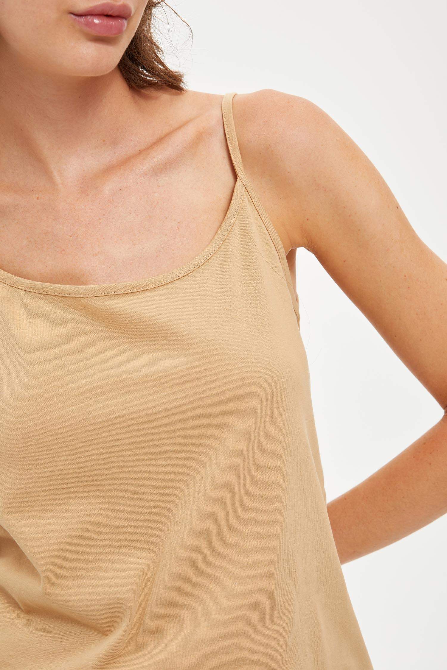 Slim Fit Askılı Klasik Atlet