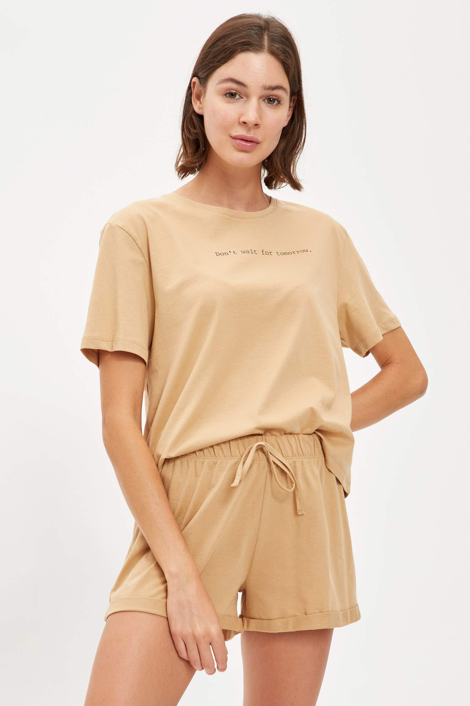 Basic Bağcıklı Mini Şort