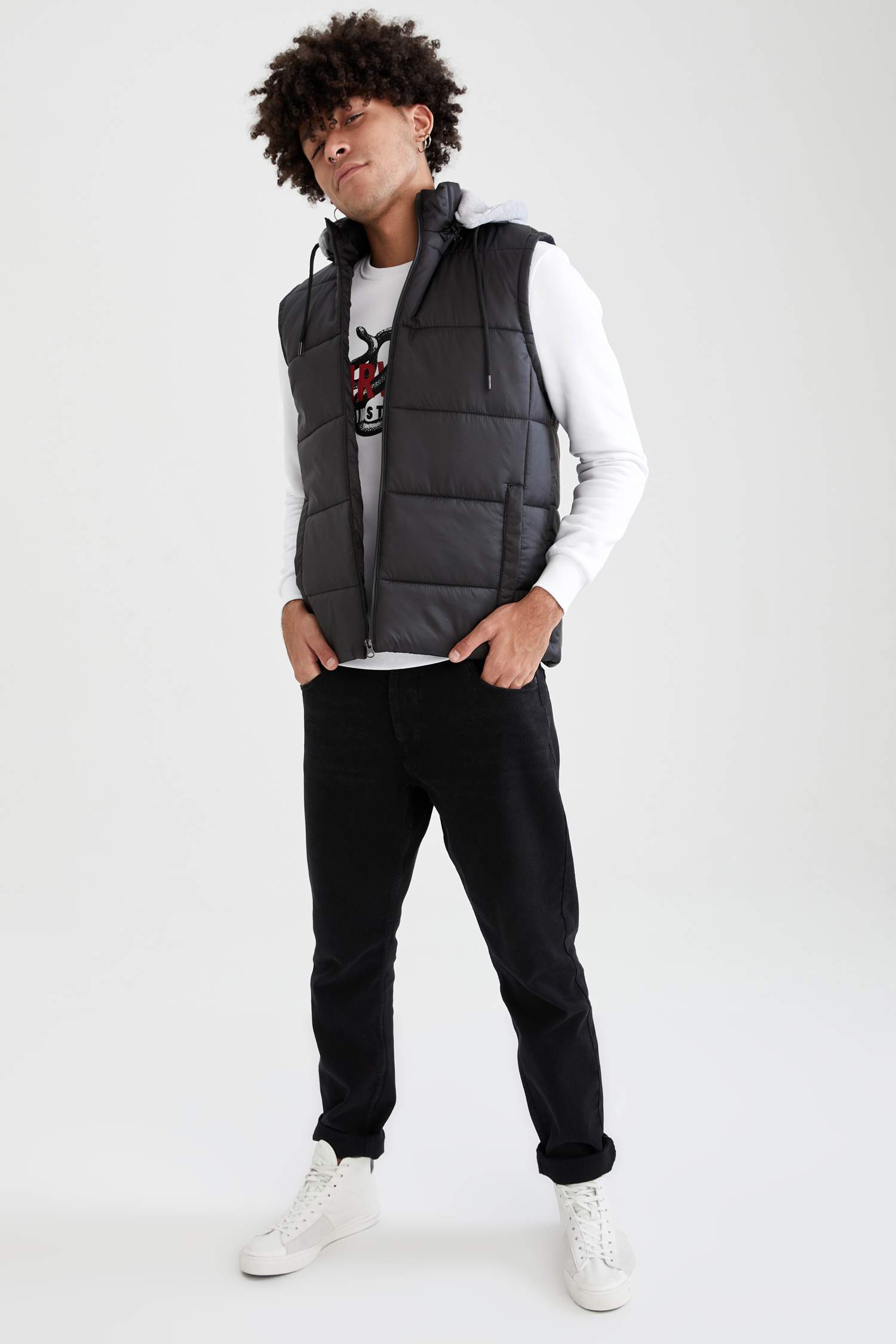 Slim Fit Çıkarılabilir Kapüşonlu Şişme Yelek