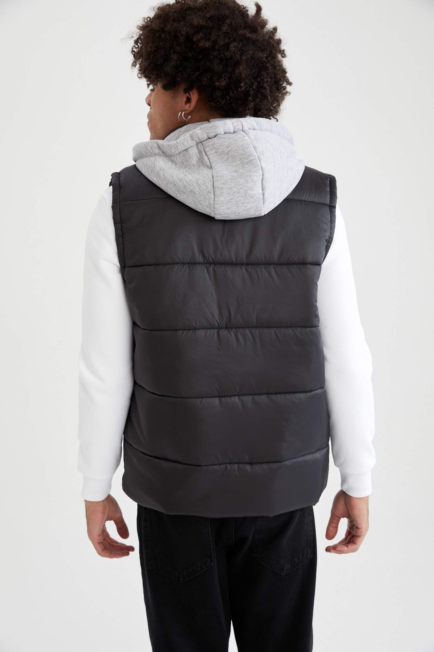 Slim Fit Çıkarılabilir Kapüşonlu Şişme Yelek