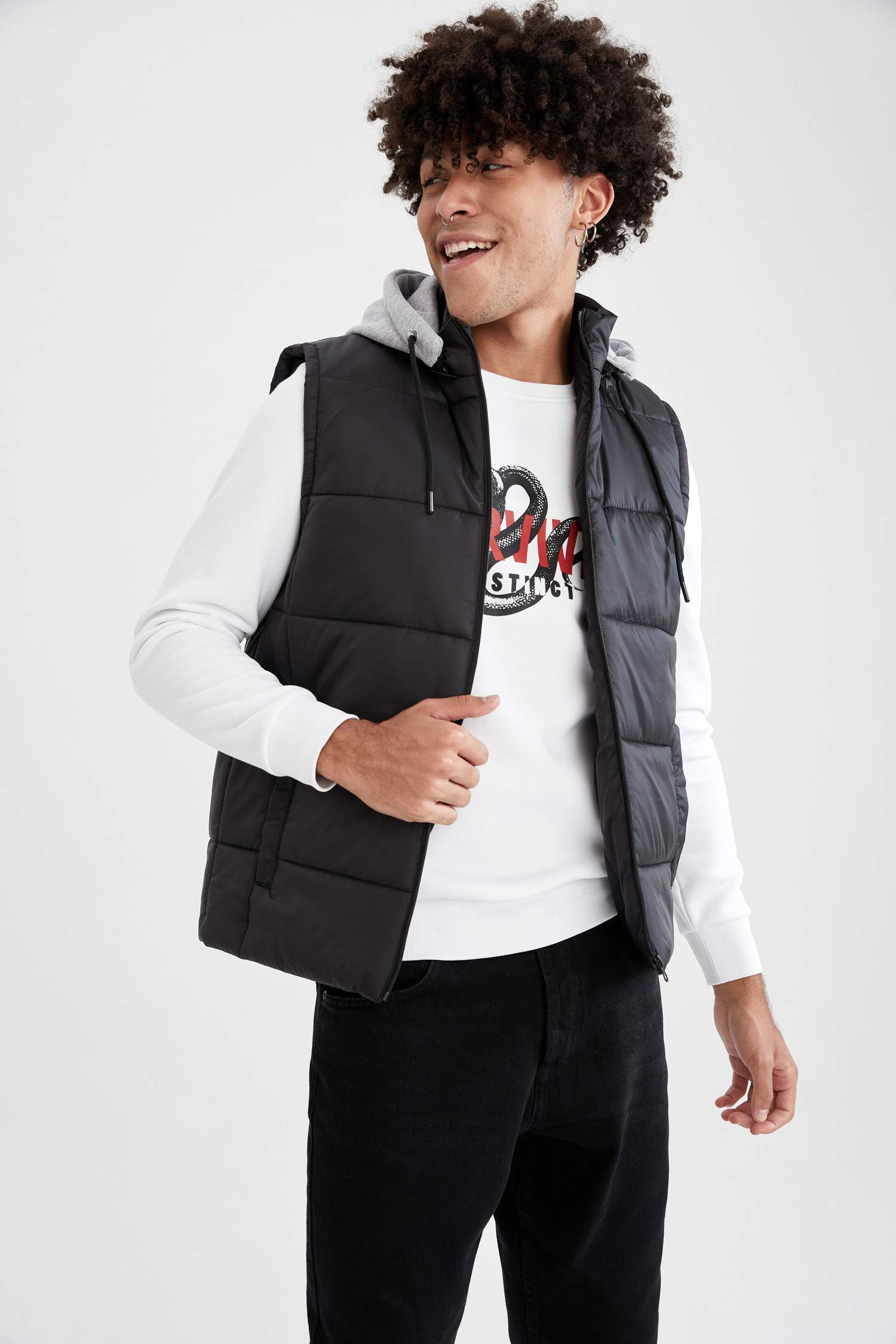Slim Fit Çıkarılabilir Kapüşonlu Şişme Yelek