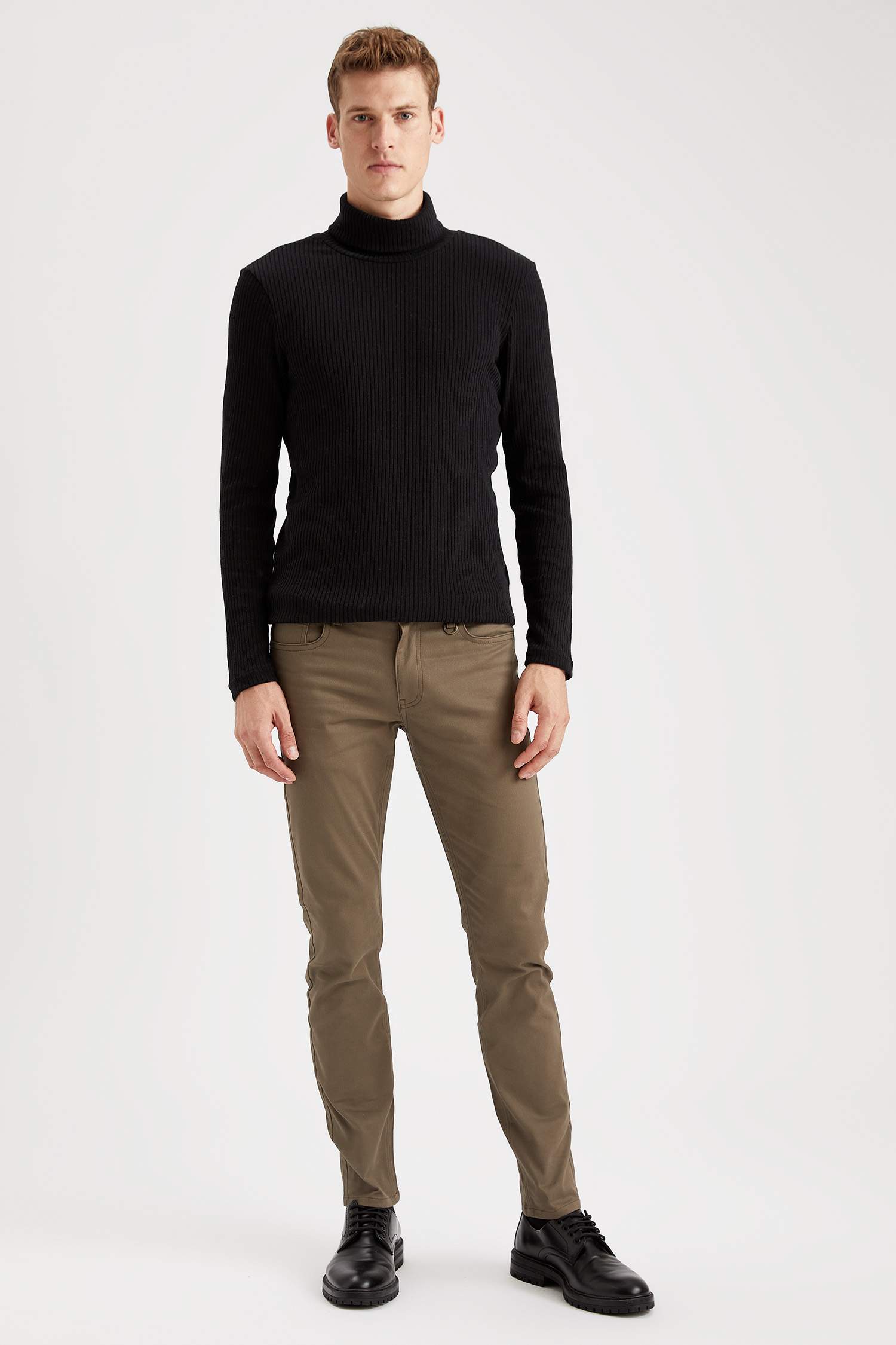Balıkçı Yaka Uzun Kollu Slim Fit Tişört