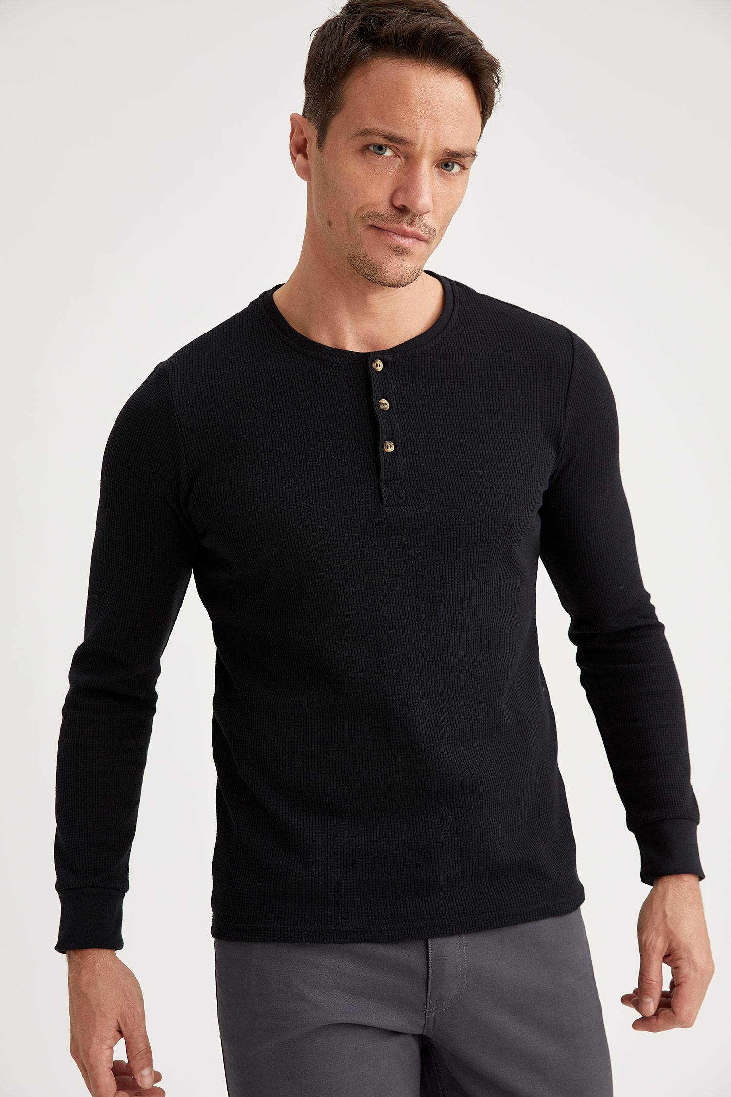 Bisiklet Yaka Desenli Slim Fit Uzun Kollu Tişört