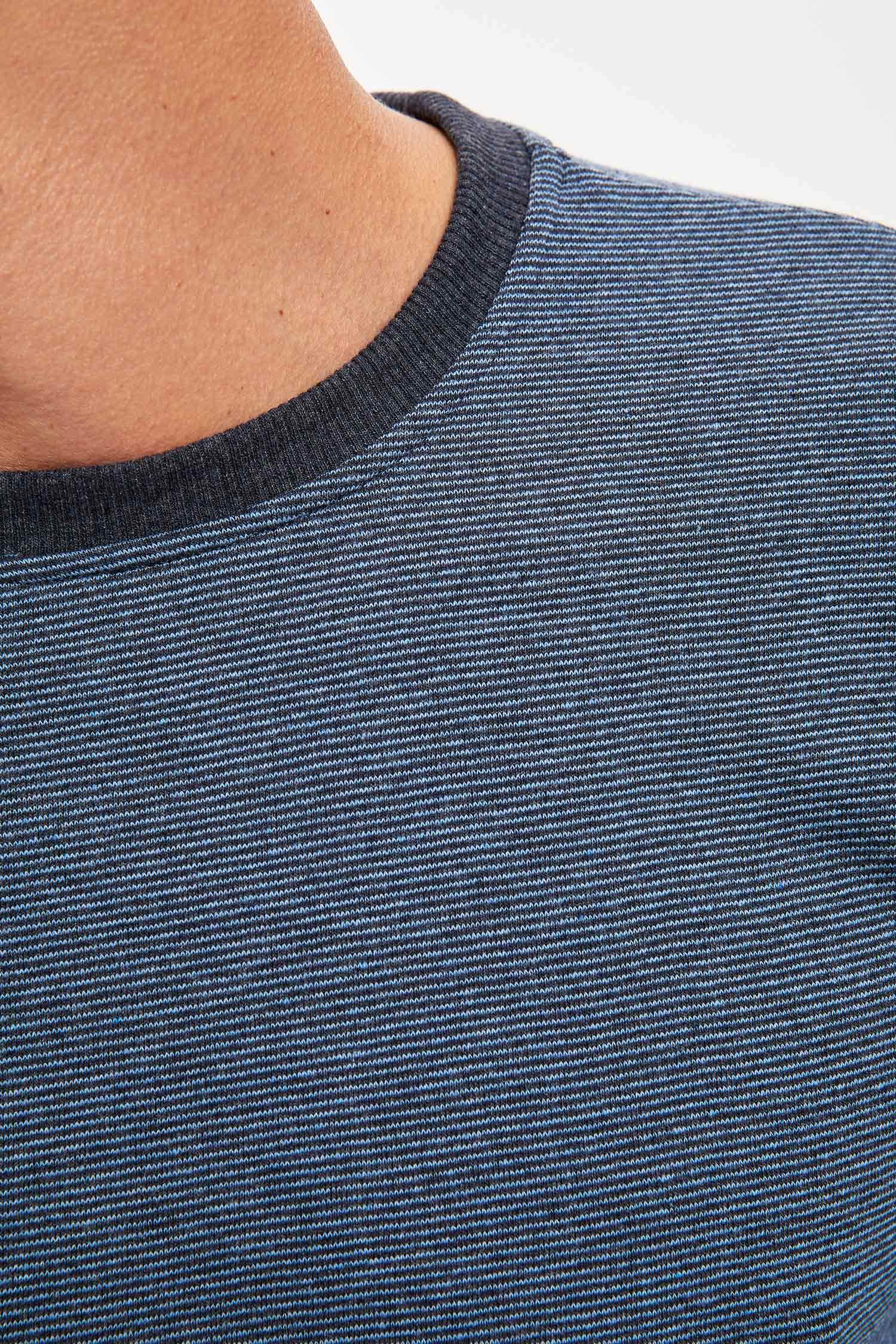 Bisiklet Yaka Regular Fit Sweatshirt