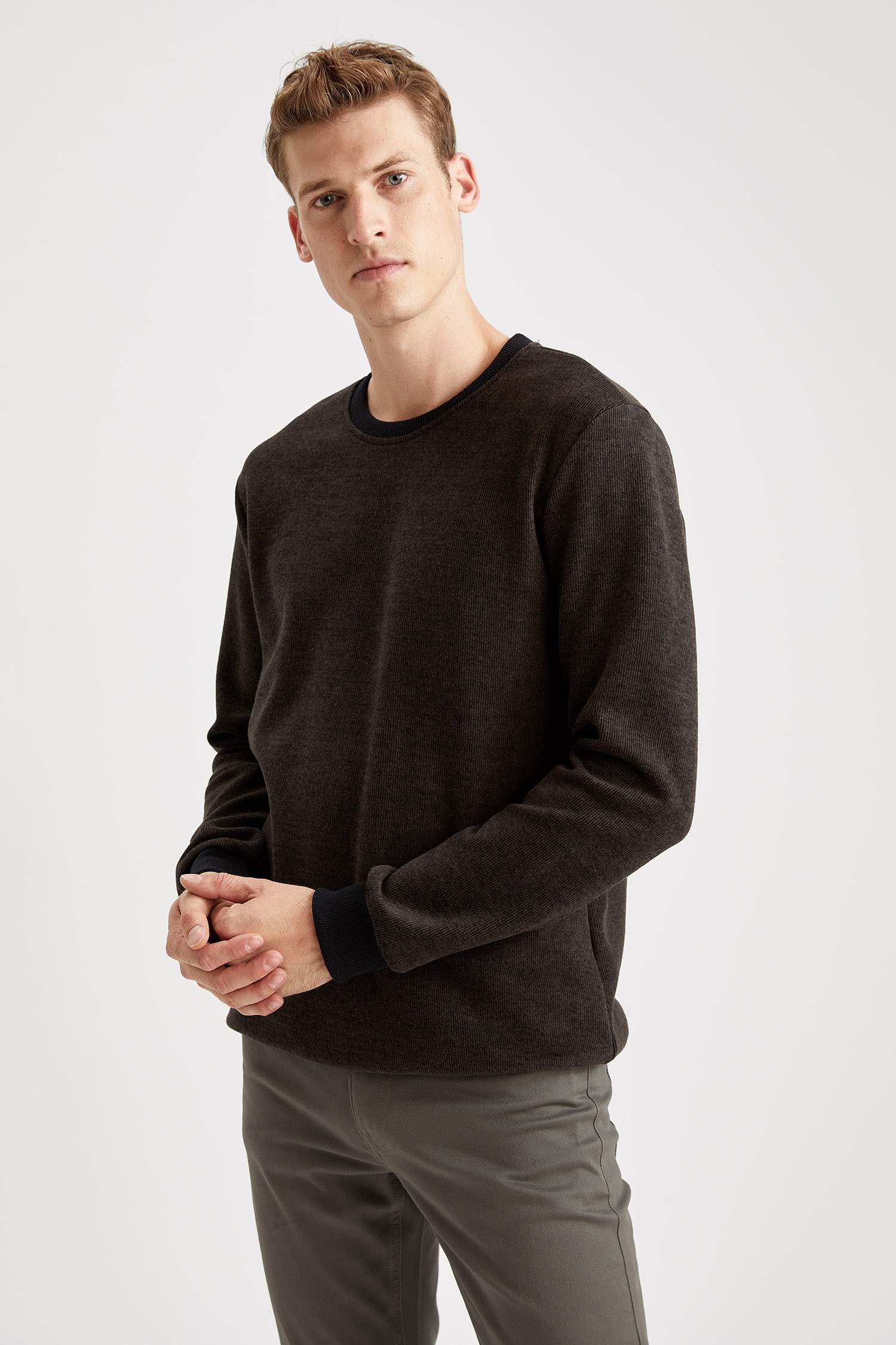 Regular Fit Bisiklet Yaka Sweatshirt