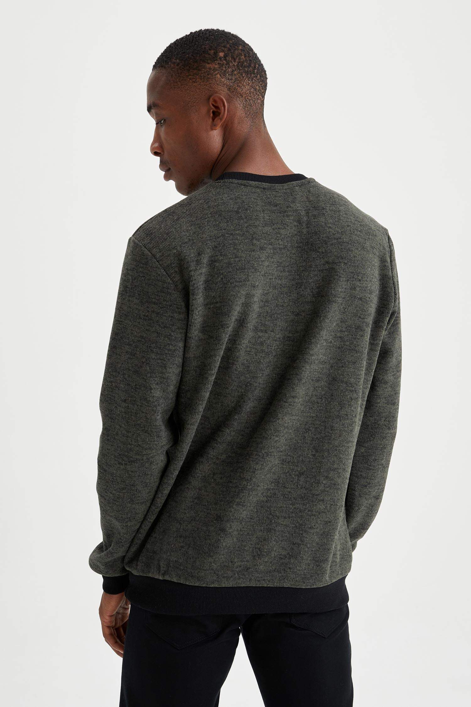 Regular Fit Bisiklet Yaka Sweatshirt