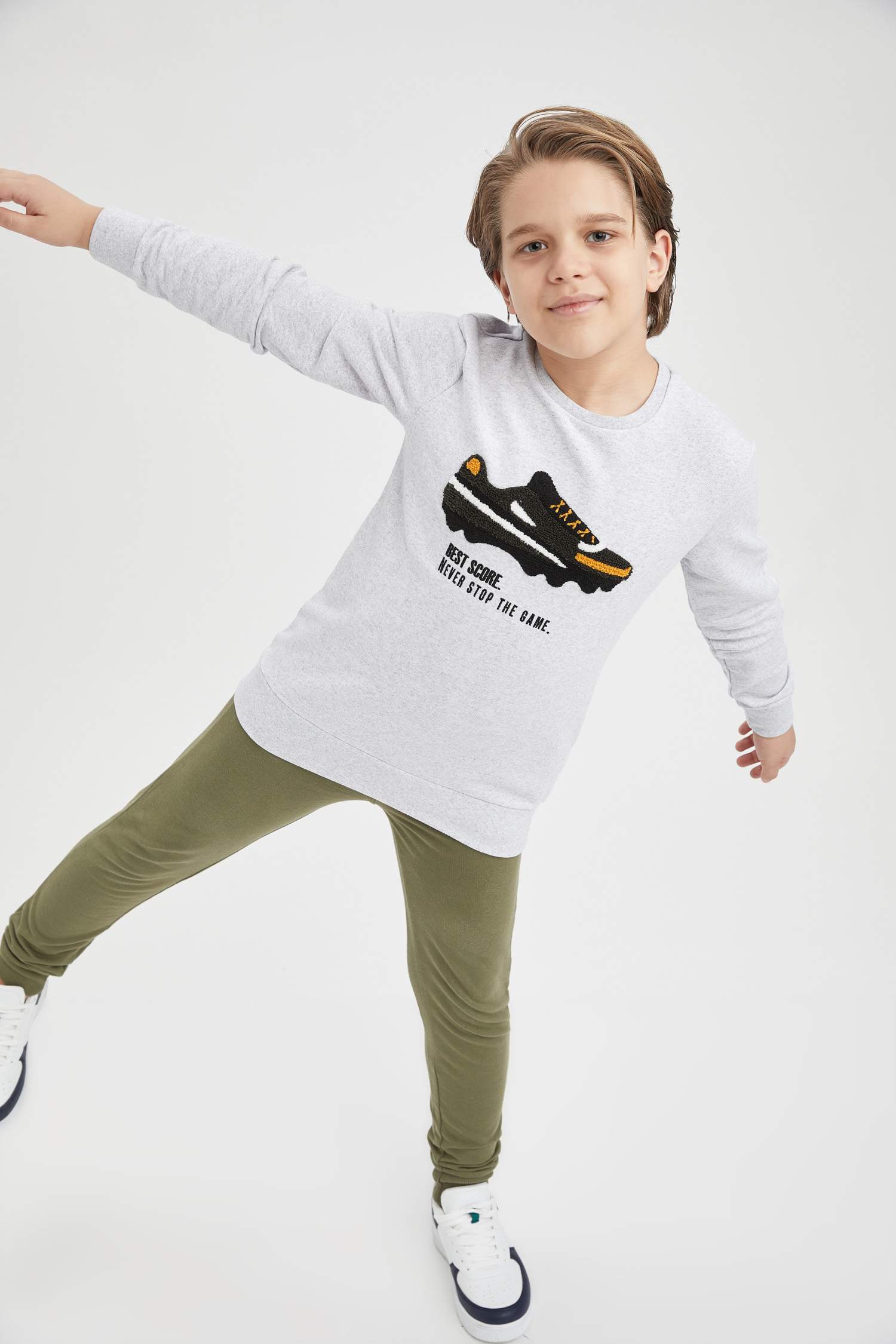 Erkek Çocuk Baskılı Sweatshirt ve Eşofman Altı Takım