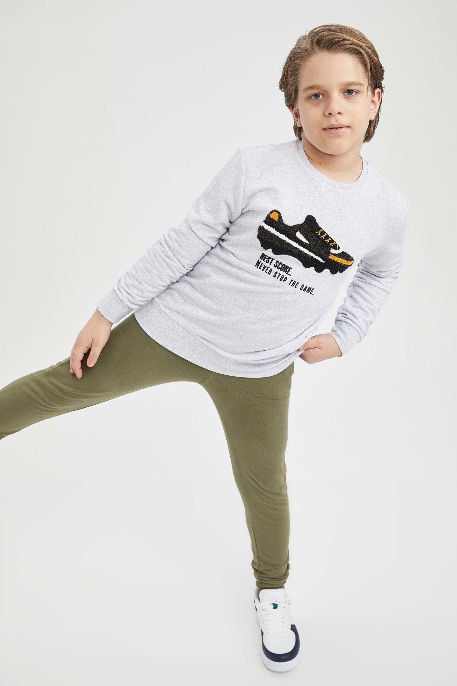 Erkek Çocuk Baskılı Sweatshirt ve Eşofman Altı Takım