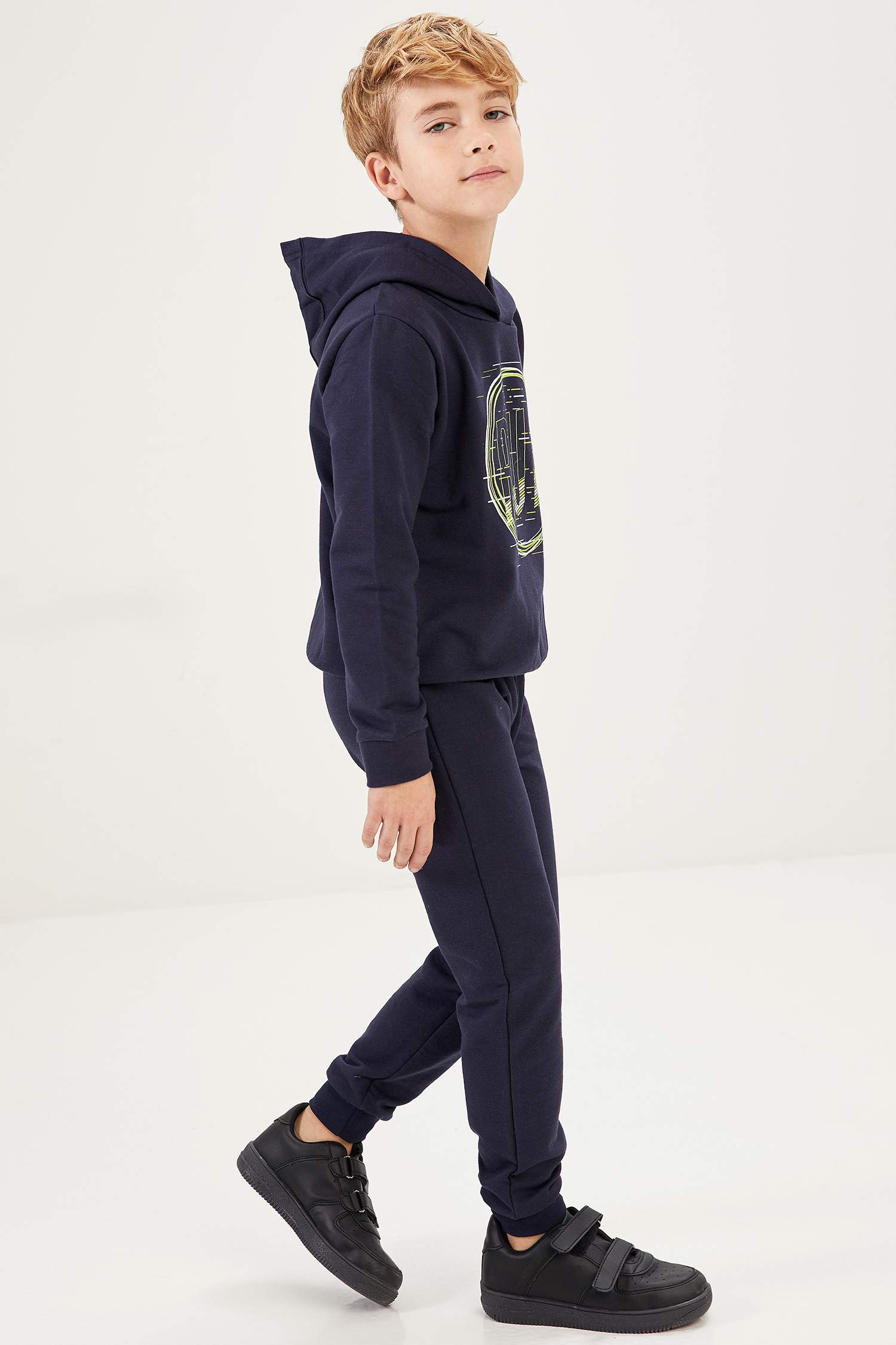 Erkek Çocuk Baskılı Sweatshirt ve Eşofman Takım
