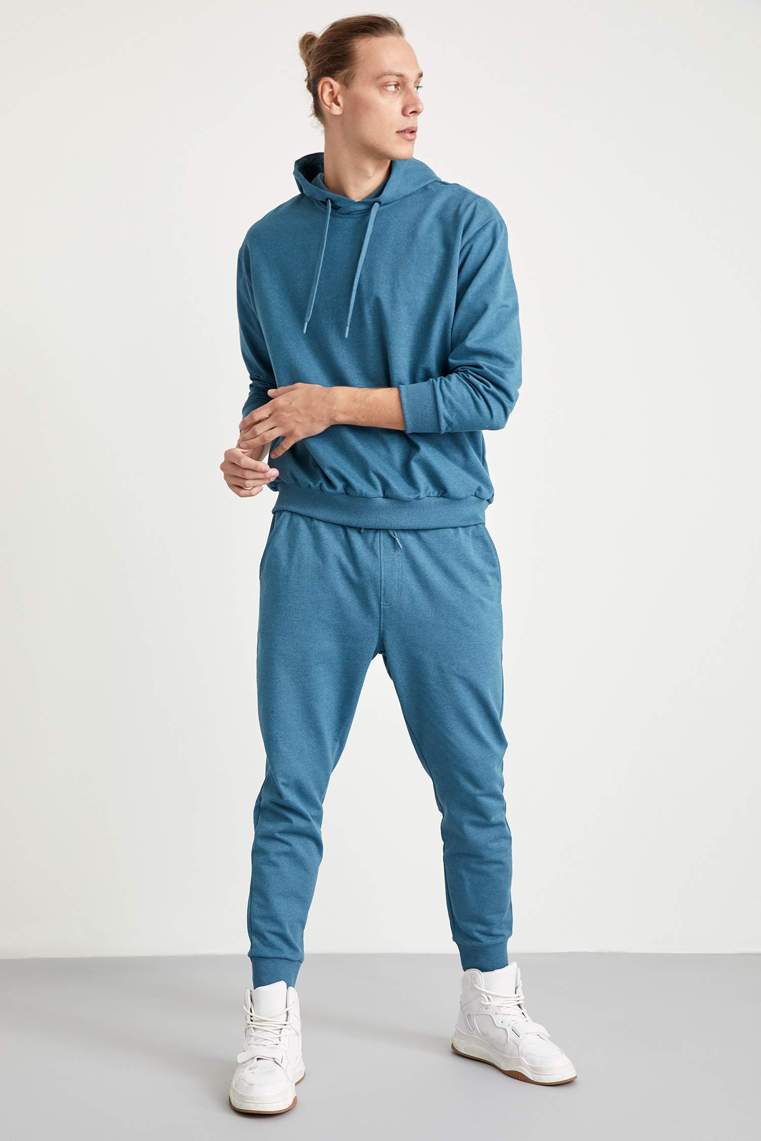 Oversize Fit Kapüşonlu Basic Sweatshirt