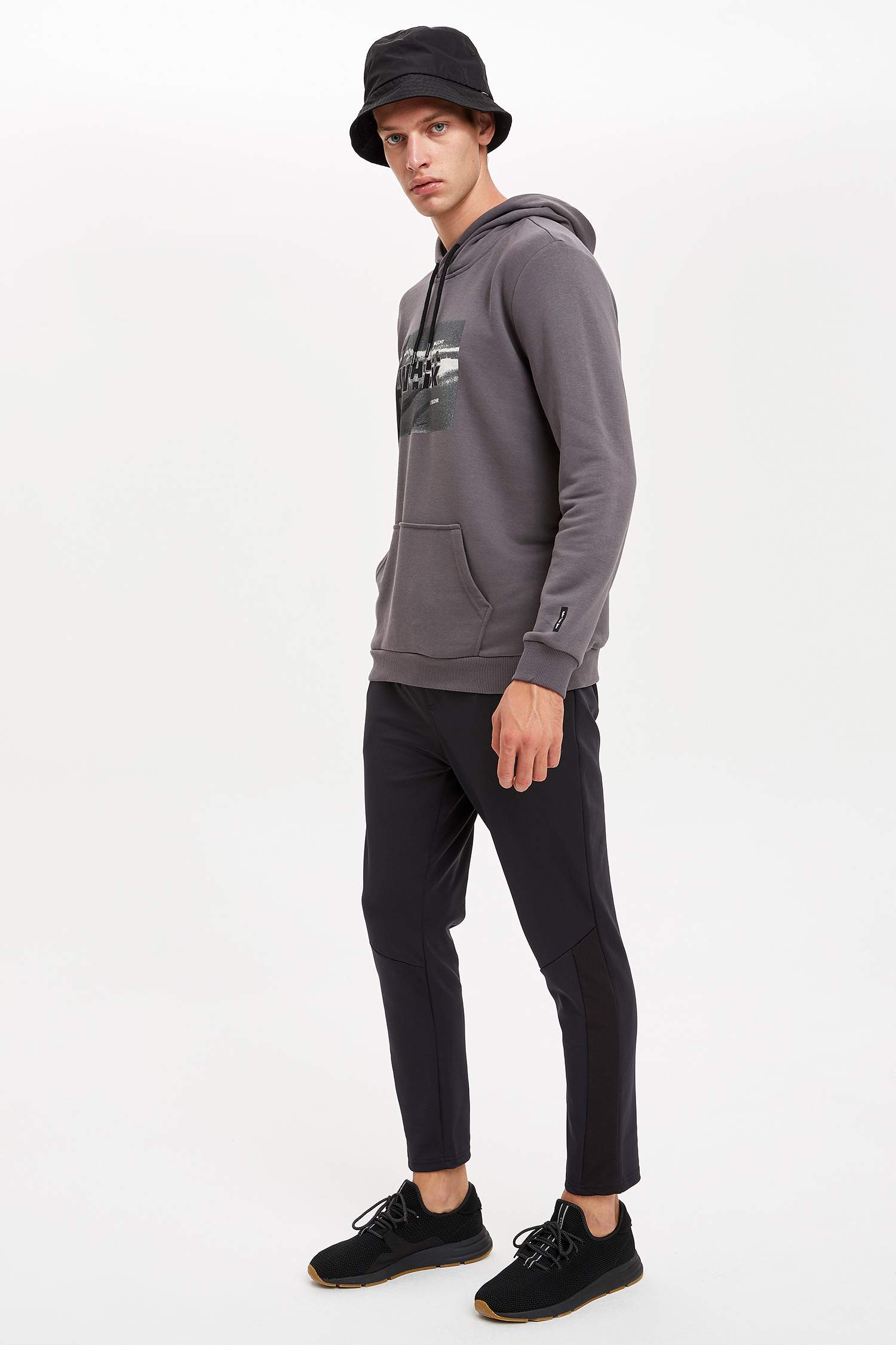 Defacto Fit Regular Fit İçi Yumuşak Tüylü Uzun Kollu Sweatshirt