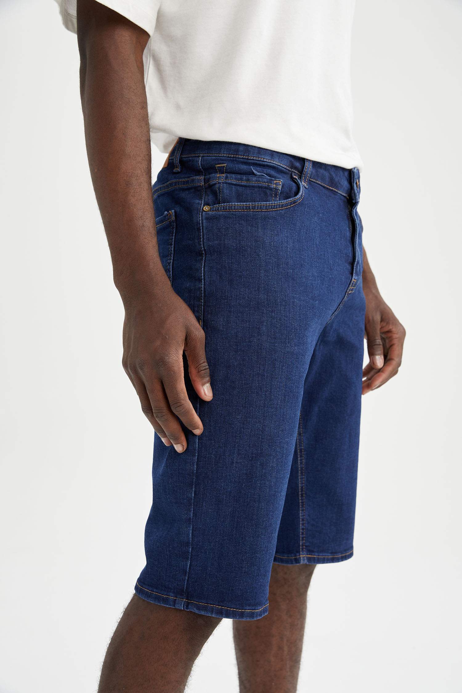 Regular Fit Bermuda