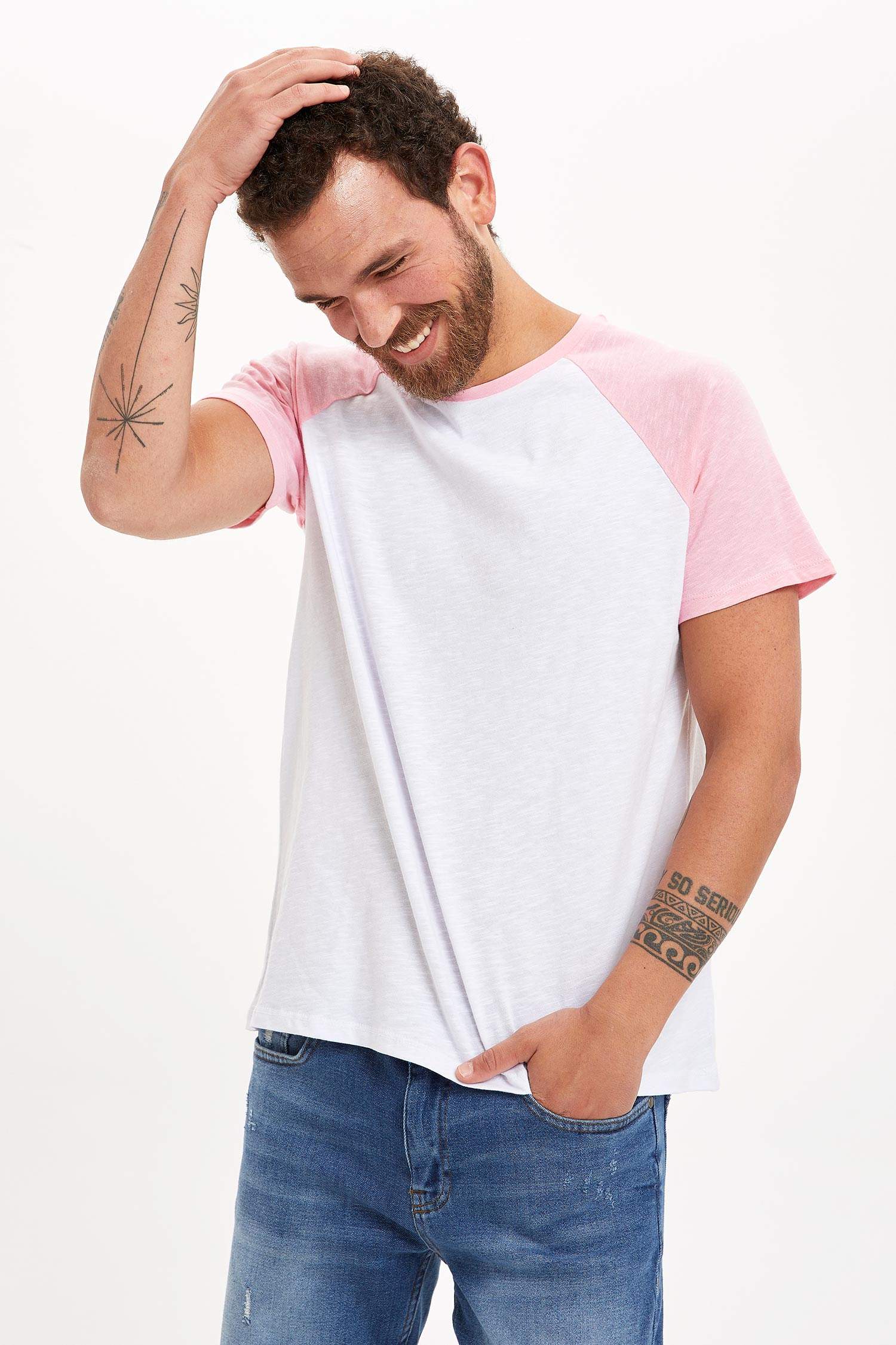 Slim Fit Bisiklet Yaka Kısa Kollu Tişört