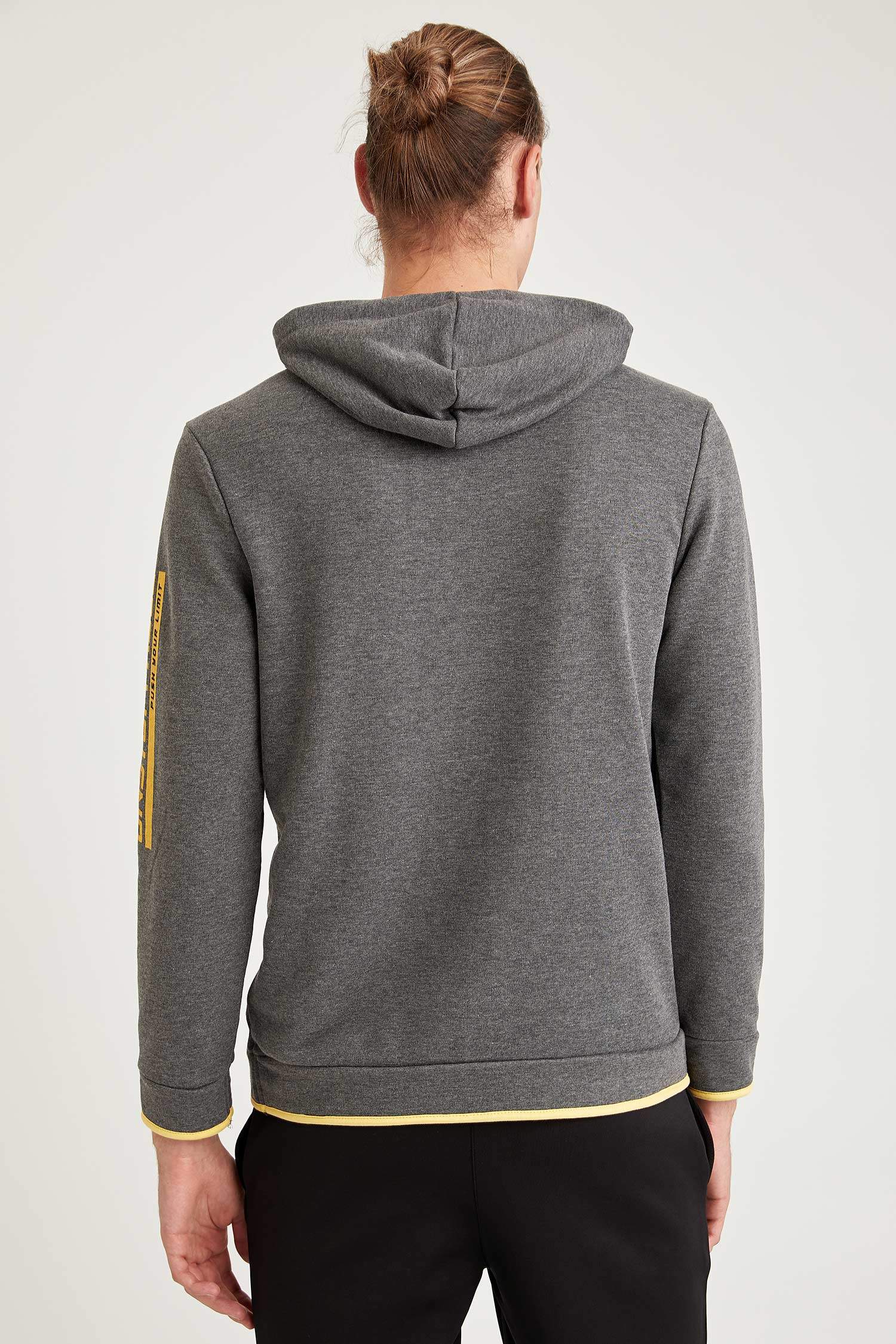 Defacto Fit Slim Fit İçi Yumuşak Tüylü Uzun Kollu Sweatshirt