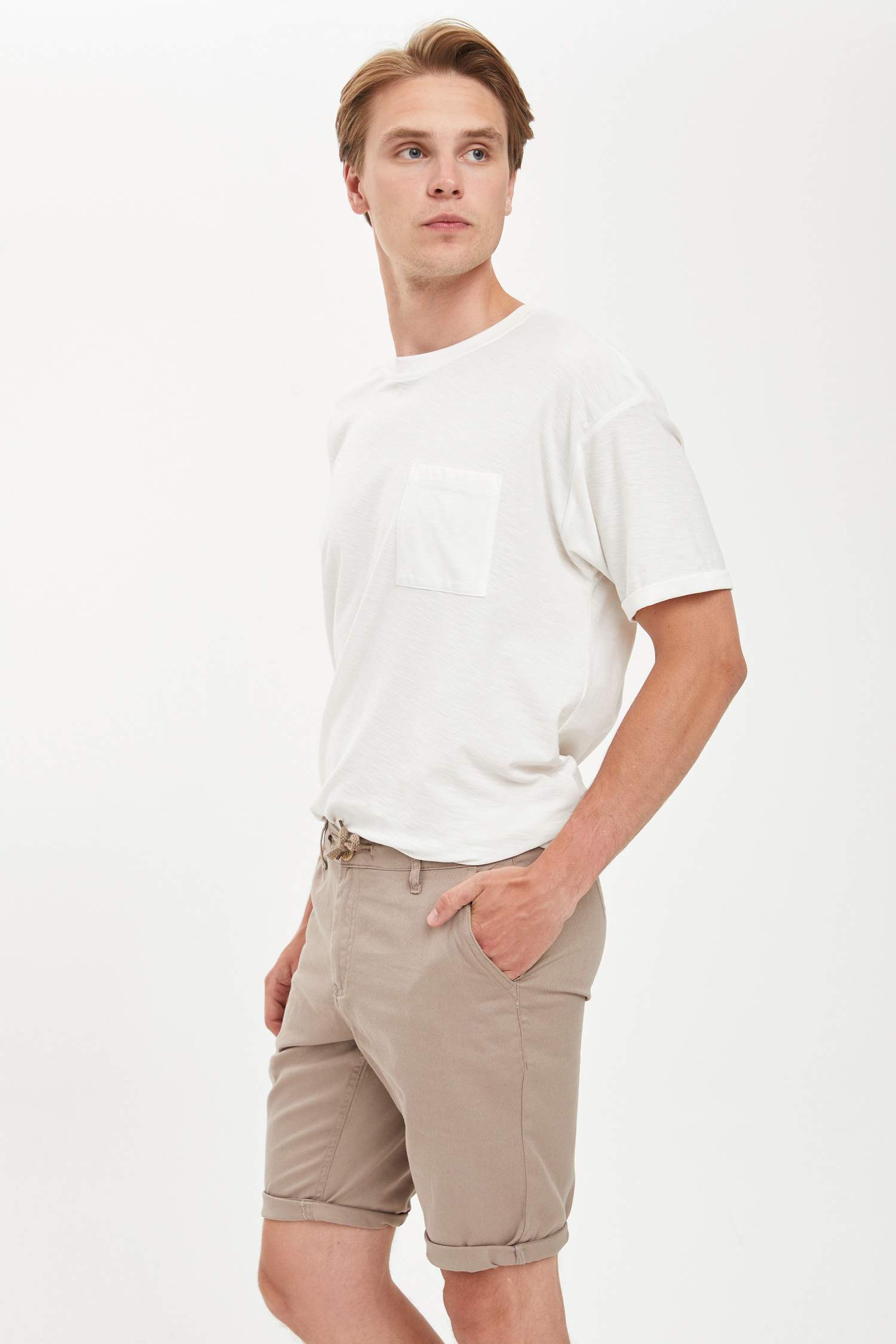Regular Fit Bağcıklı Bemruda Şort