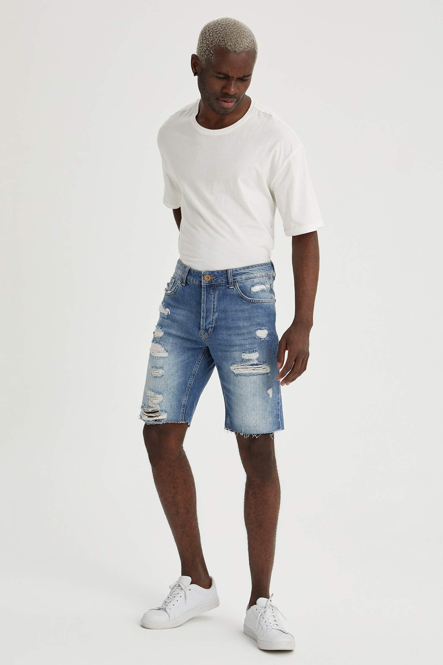 Slim Fit Bermuda