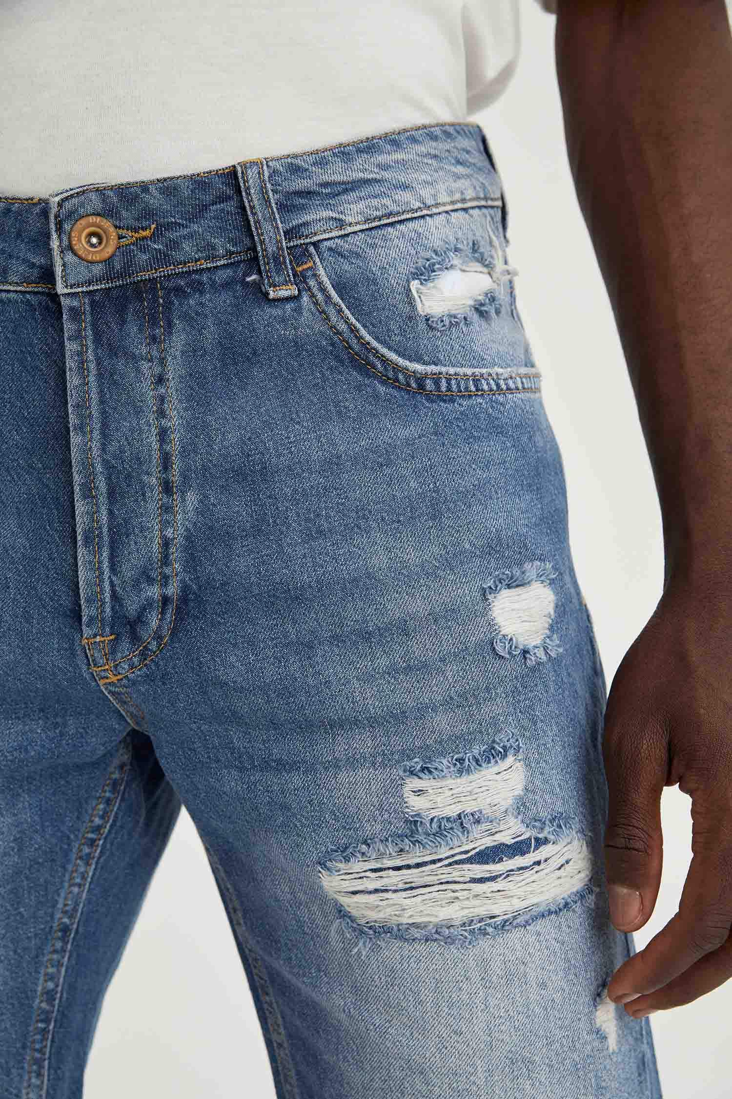 Slim Fit Bermuda